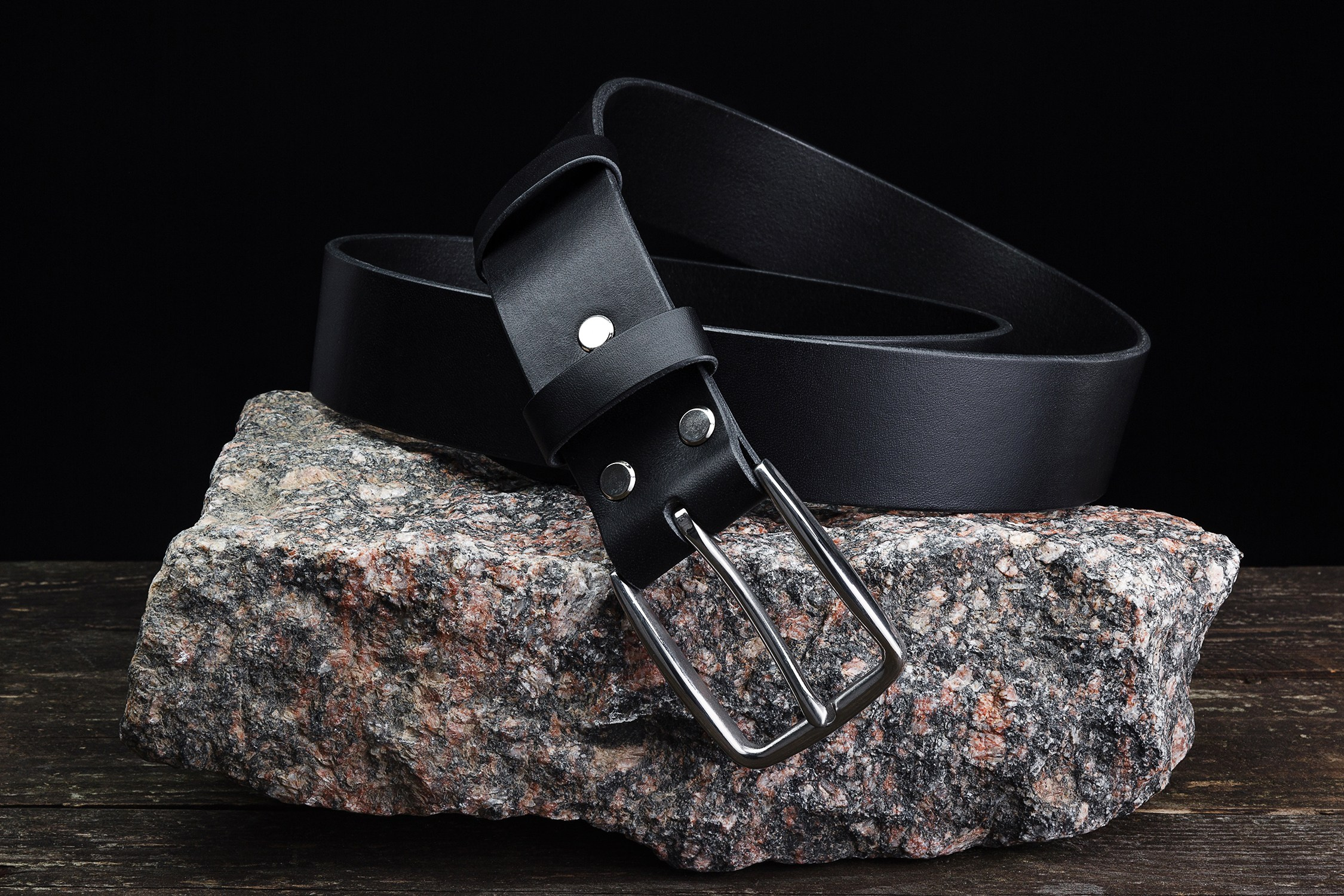 Рекламная фотосъёмка для сайта кожевенной мастерской. Профессиональный фотограф в Санкт-Петербурге. Сергей Пушкин