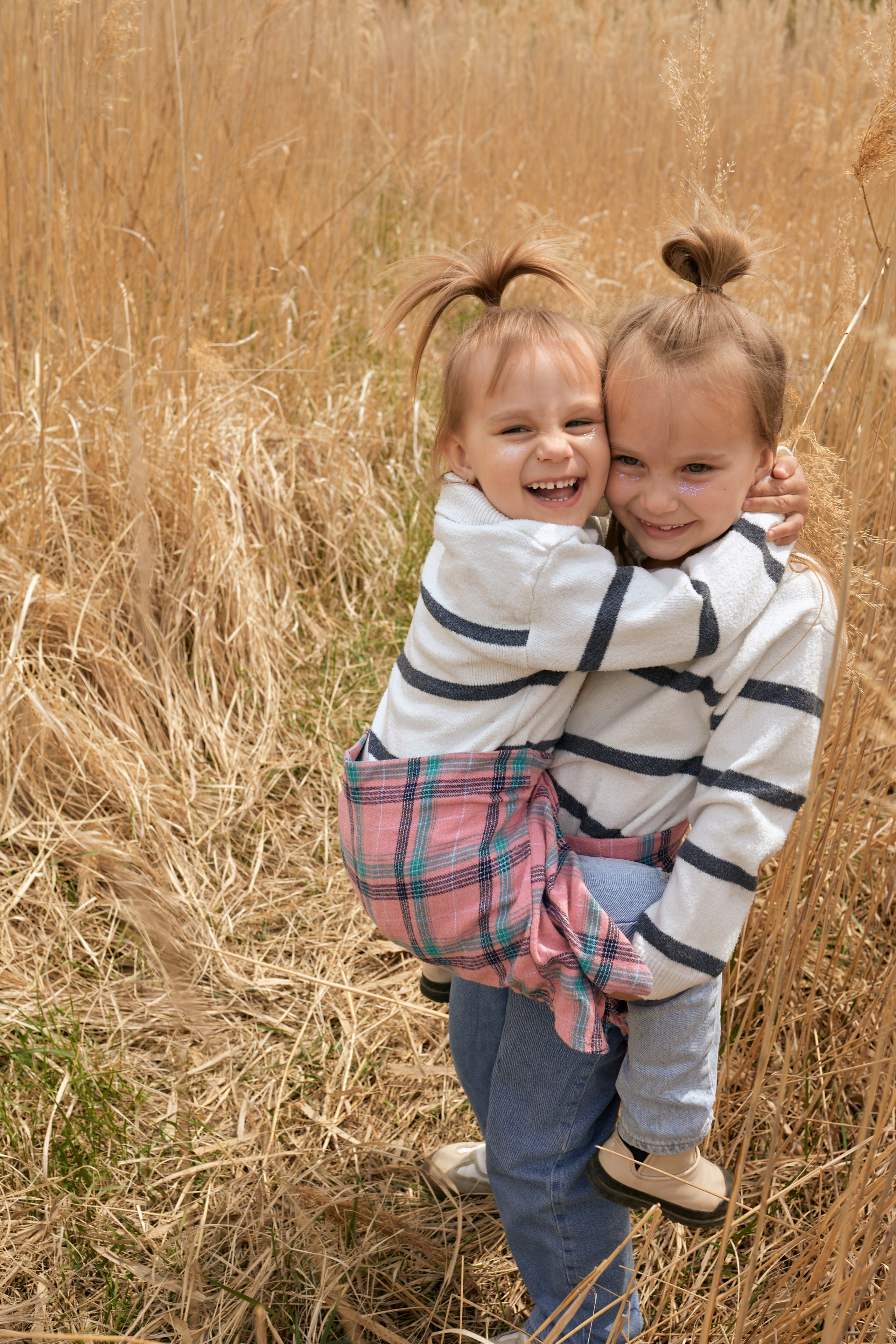 Алена и дочки. Фотограф Владивосток, семейные и индивидуальные съемки