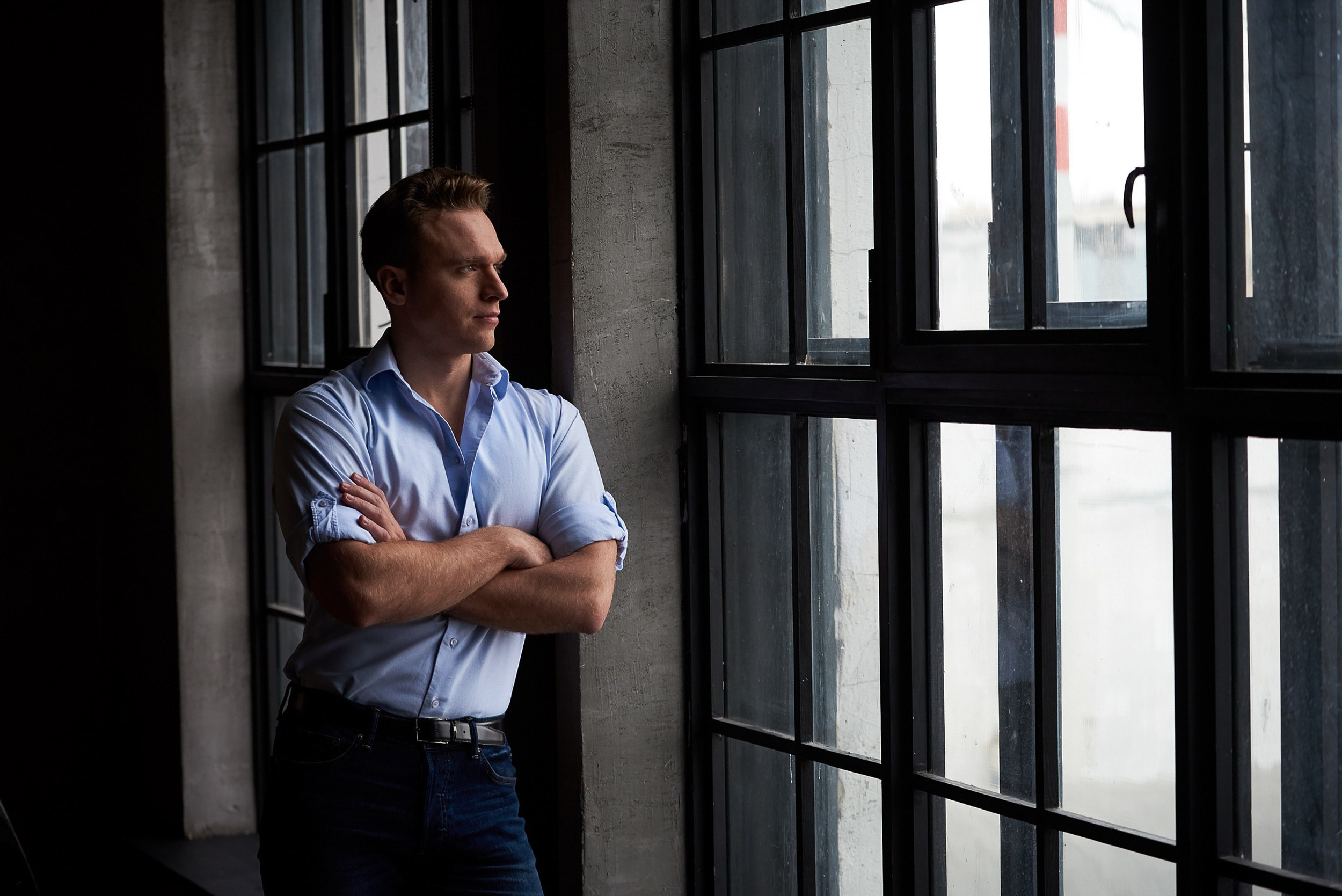 Бизнес-портреты и съемка команд в Москве — в офисе или студии. Герман Лепёхин коммерческий фотограф в Москве: репортаж, портреты, интерьеры, производство