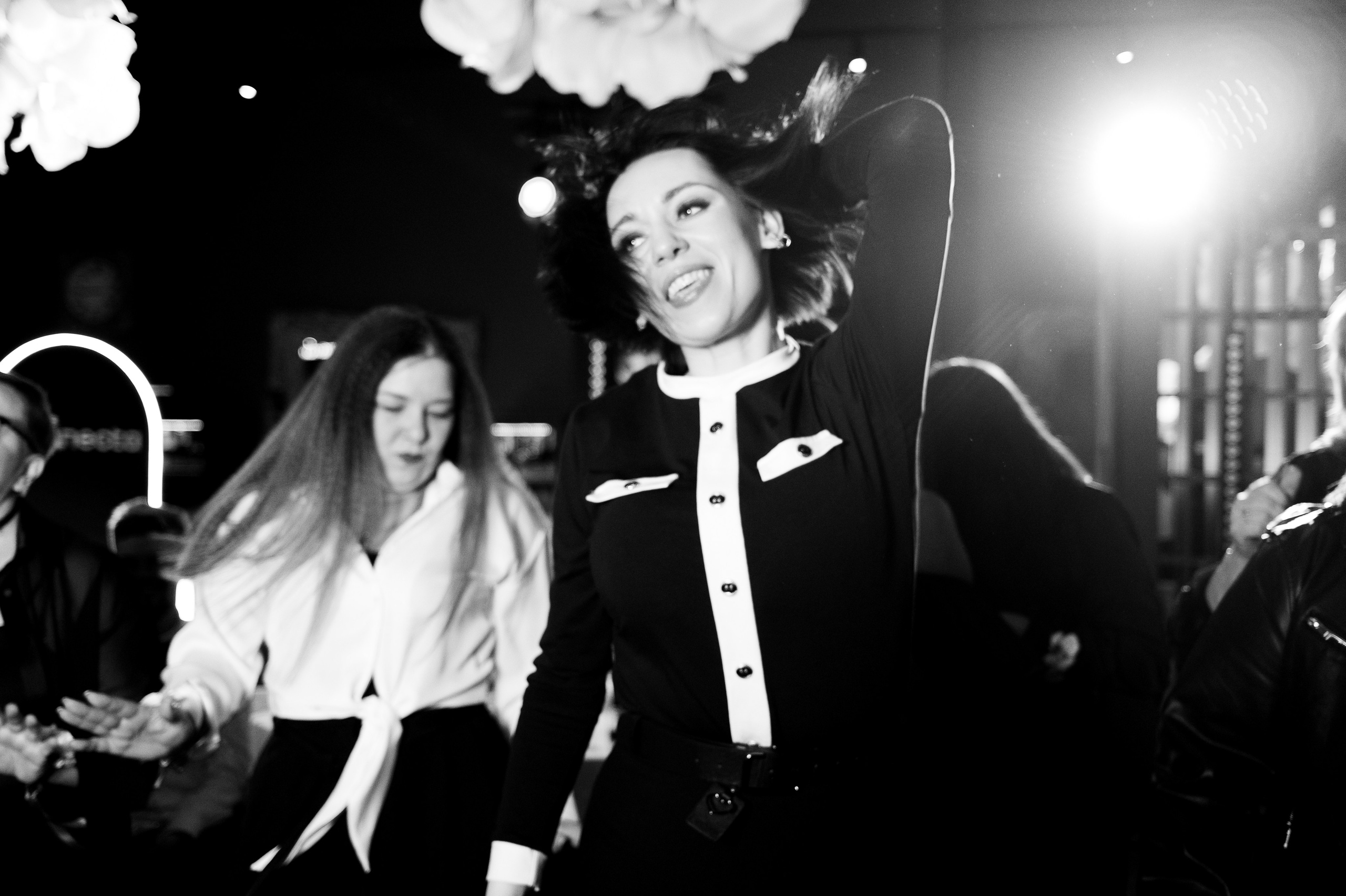 Корпоратив в Сириусу (Адлер) 10 лет компании. Свадебный фотограф Денис Ожигин в Краснодаре и крае. Эмоциональная и стильная съемка вашего дня