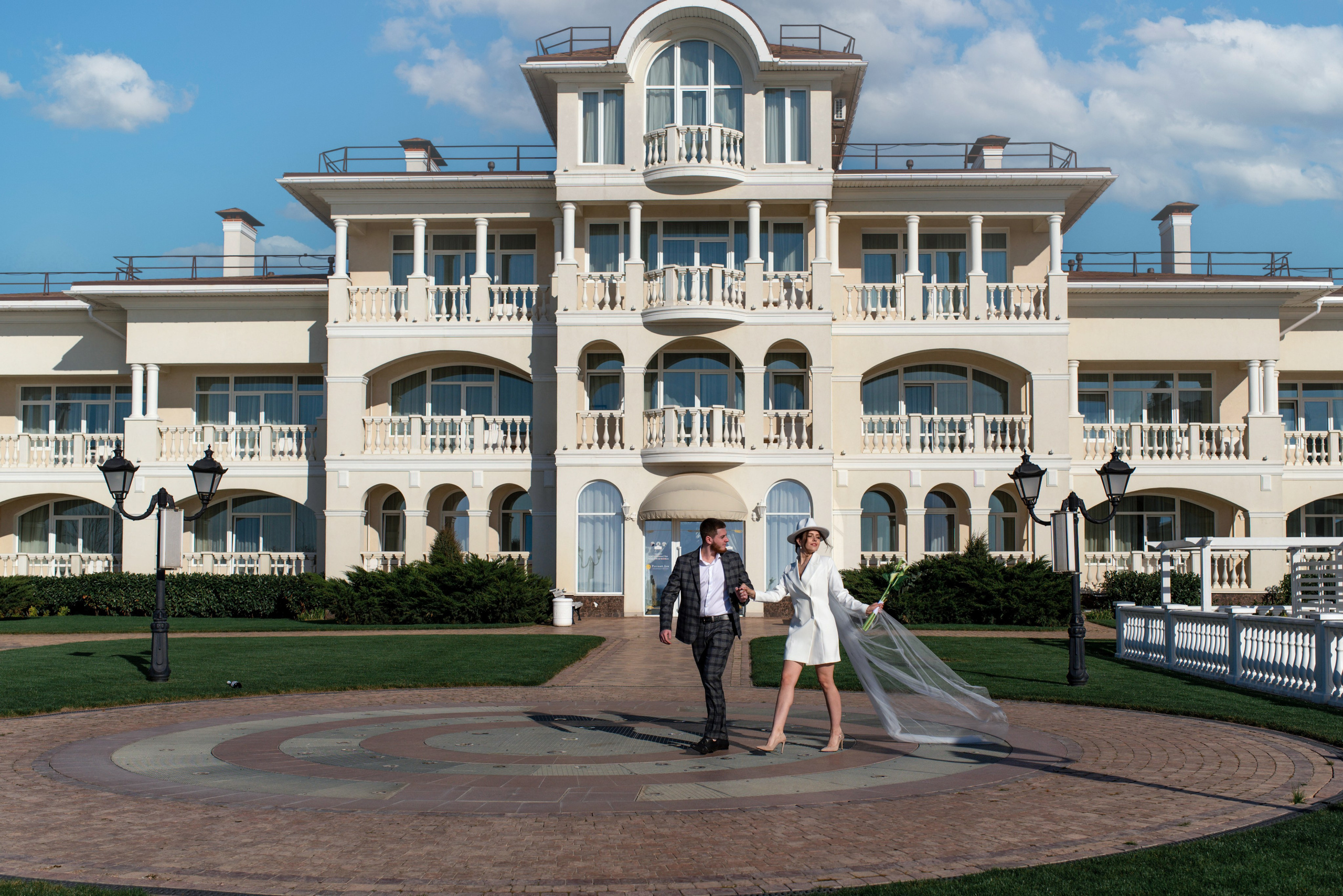 Свадебные съемки. Выпускные альбомы в Крыму