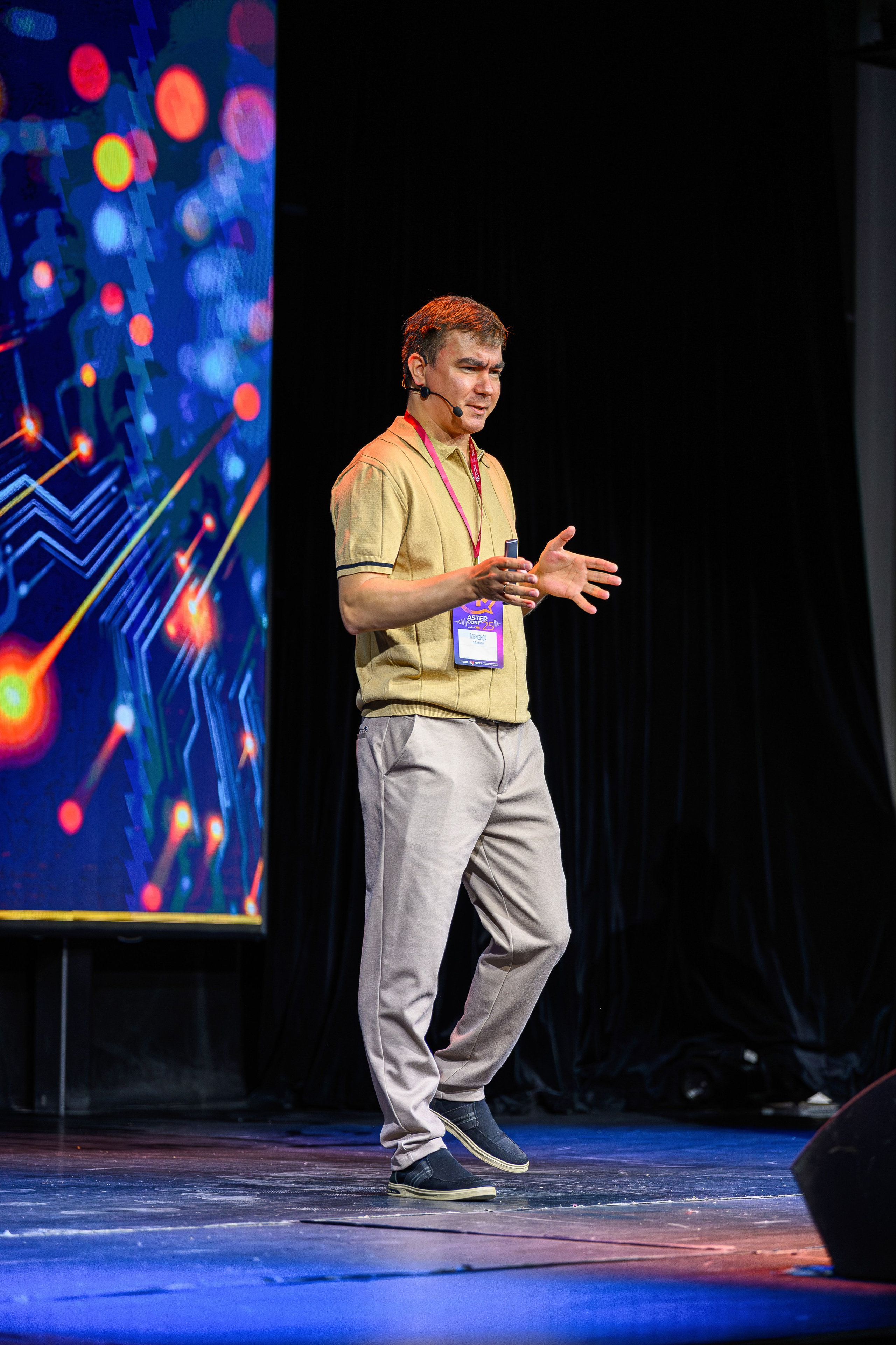 Репортажный фотограф на Конференцию  г.Москва,. Интерьерный & Репортажный фотограф Озеров Денис, г. Москва