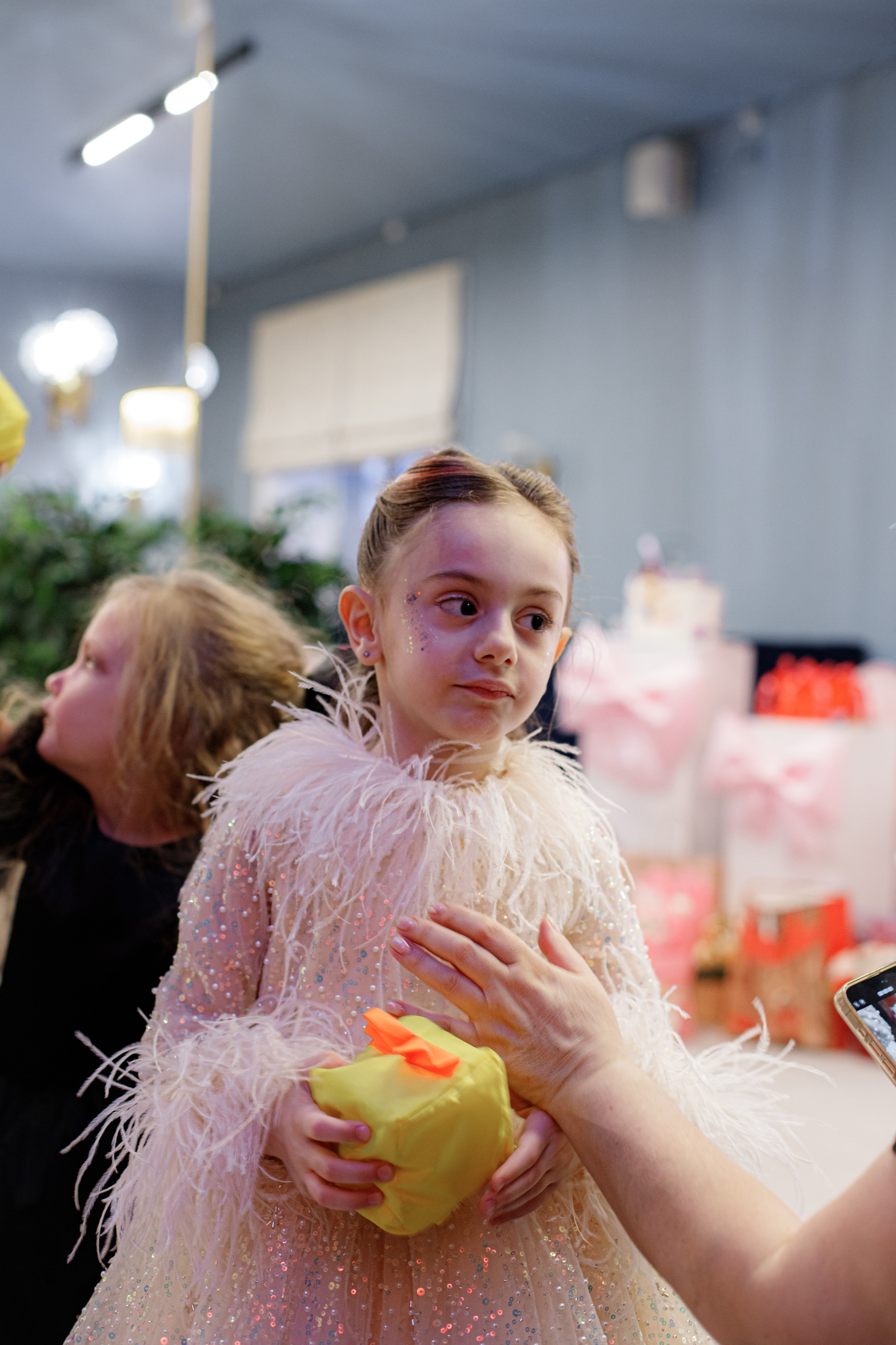 ASIA'S BIRTHDAY PARTY. Photokarish