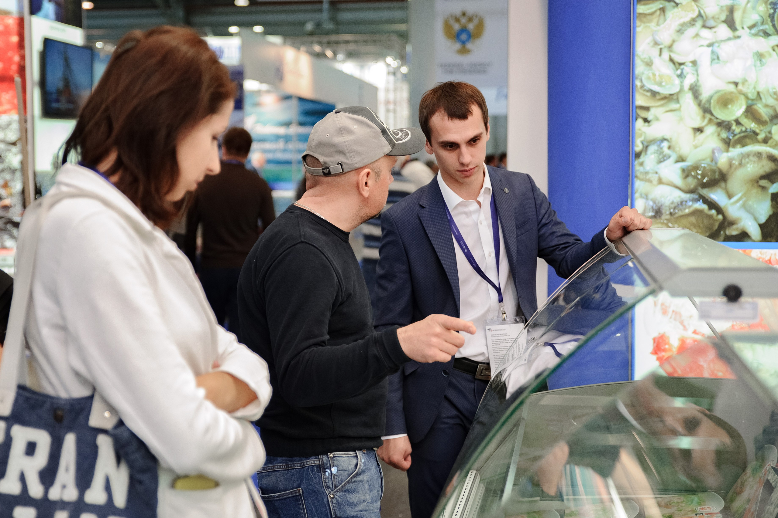 Репортаж… Международный рыбный форум. Фотограф Алексей Лукин. Профессиональная фотосъёмка в Санкт-Петербурге. Обработка и Ретушь фотографий