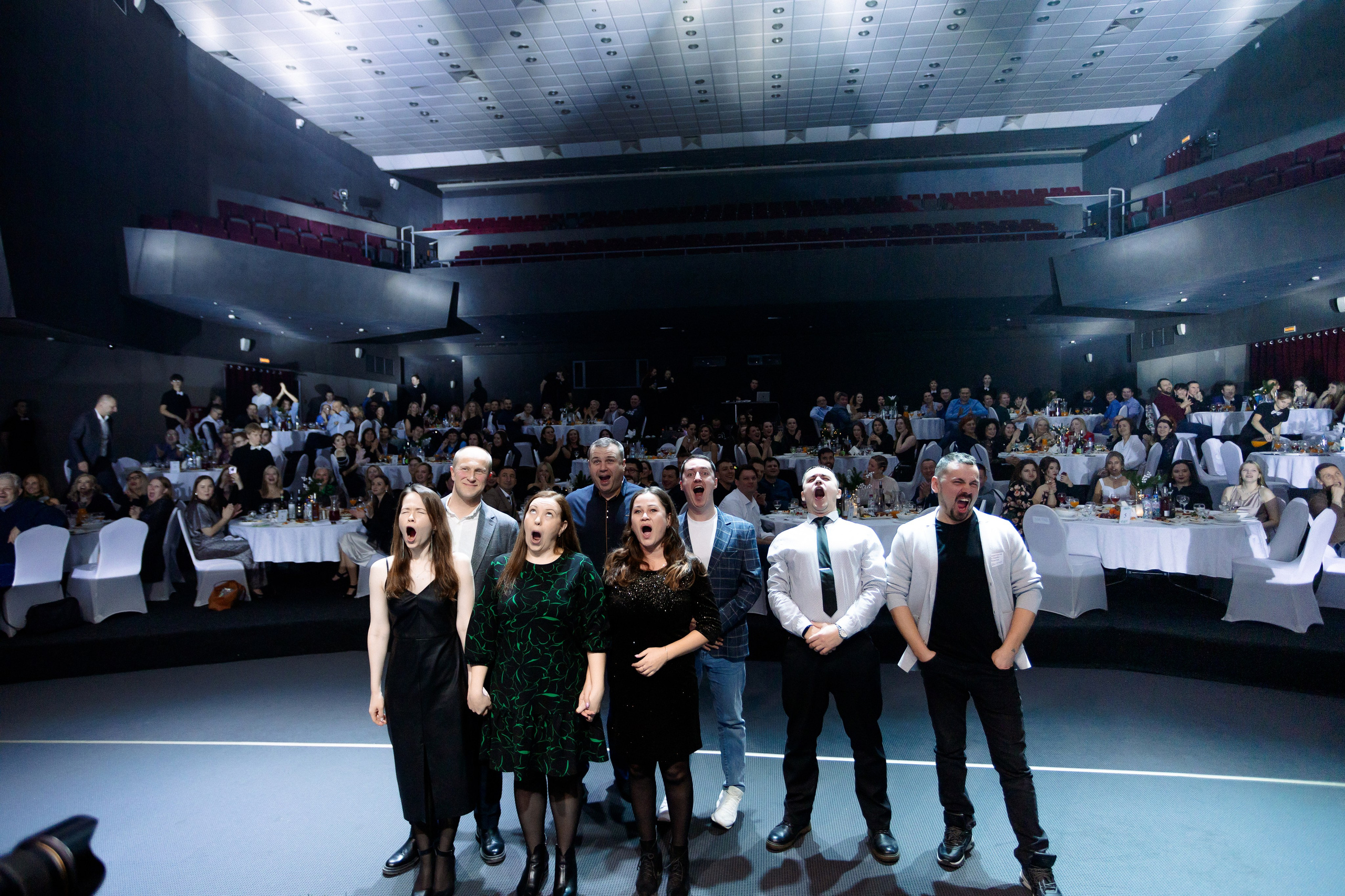 РЕПОРТАЖ: НОВЫЙ ГОД В ДК МЕТАЛЛУРГ. Профессиональный фотограф в Ижевске Леша Петров