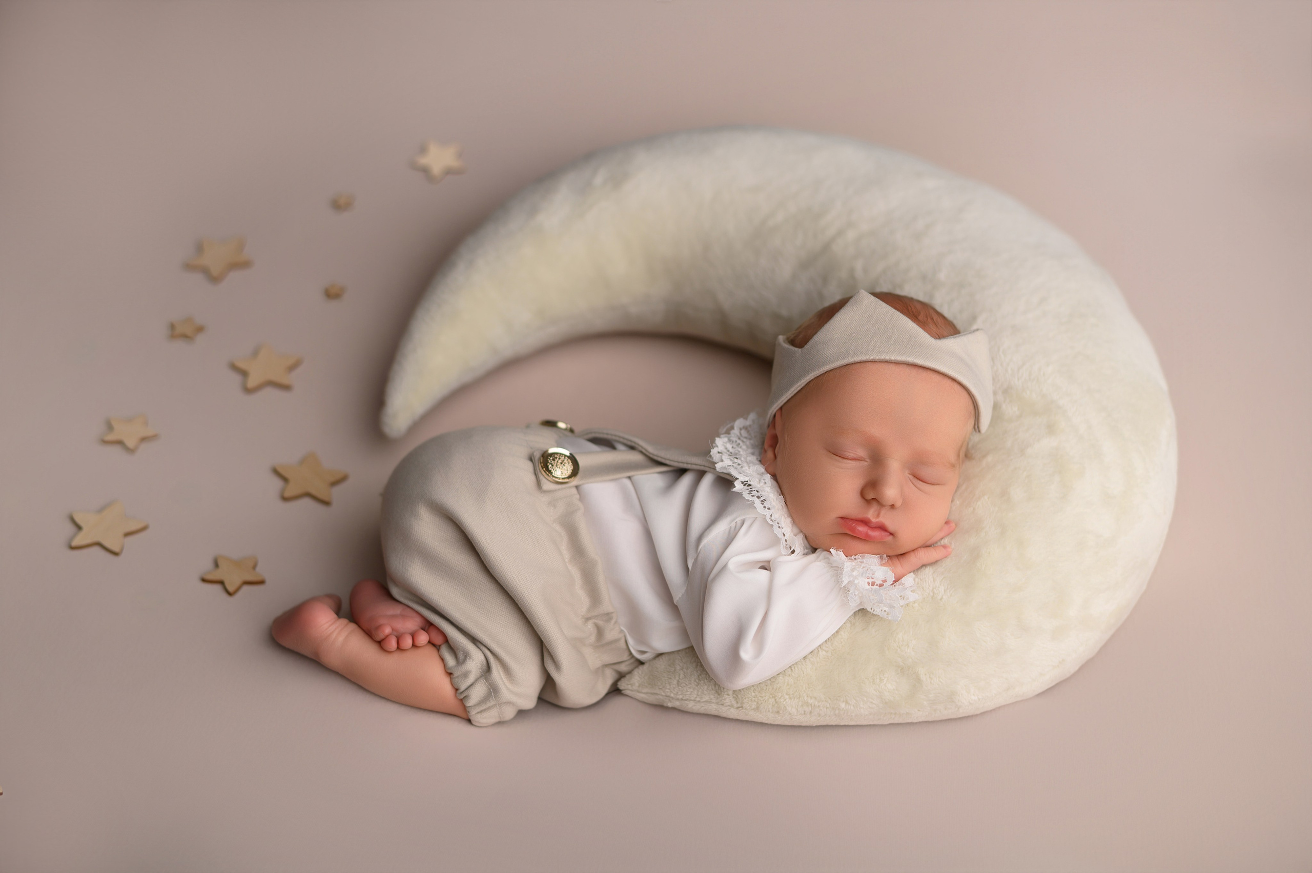 Фотосессия новорожденных Москва Фотограф ньюборн Москва Съемка новорожденного дома Москва Newborn фотограф Москва