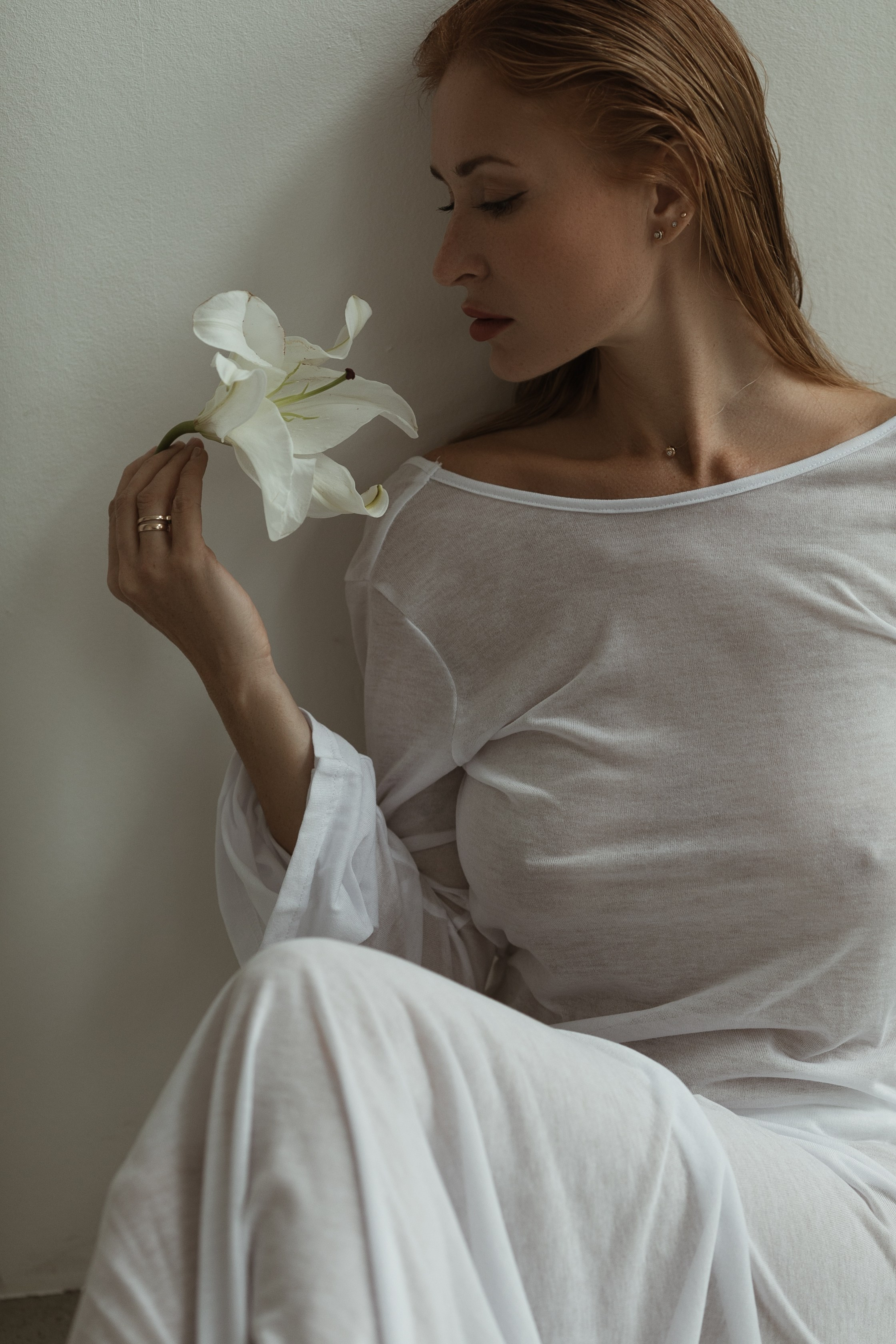 Студии & отели. Модель Москва каталожная и творческая съемка Anna Antlers