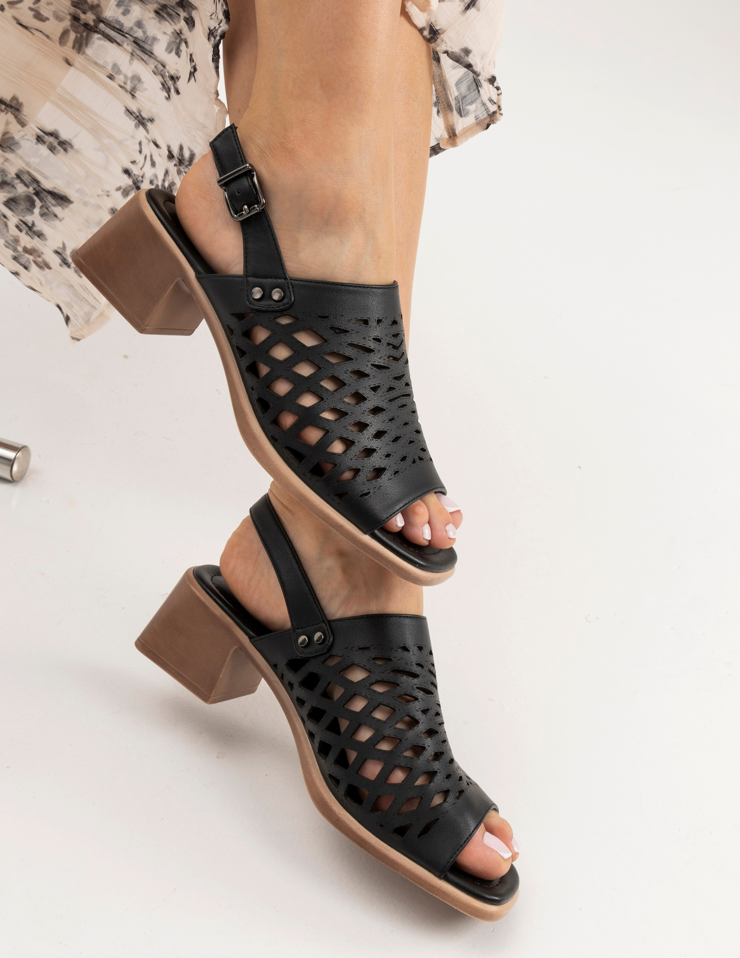 Каталожная съёмка для интернет магазинов. Автопортретная фотостудия в Казани