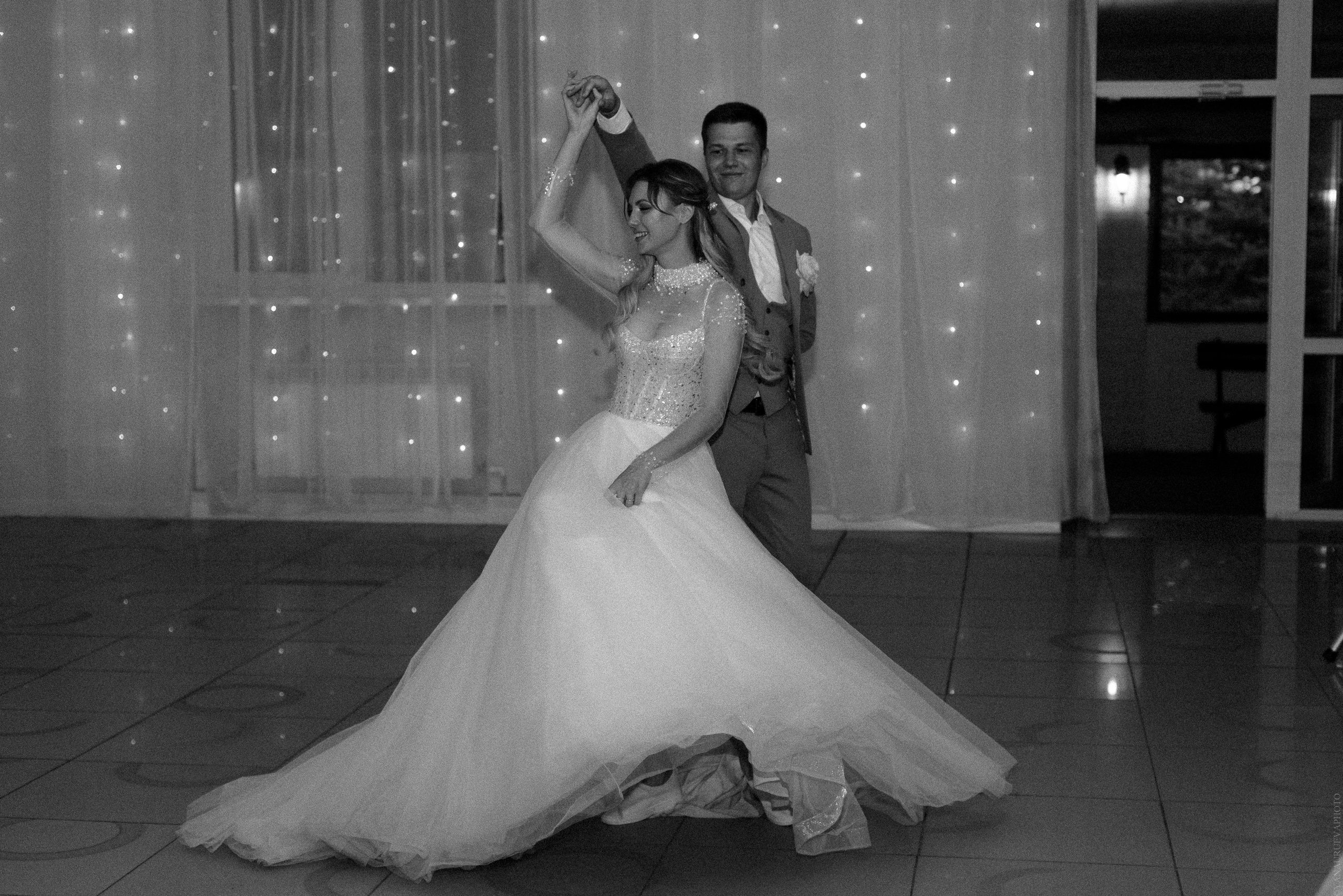 Свадебный анонс. Сергей и Светлана. Свадебный и контент- фотограф в Тольятти, Самаре, Москве Яна Уруева