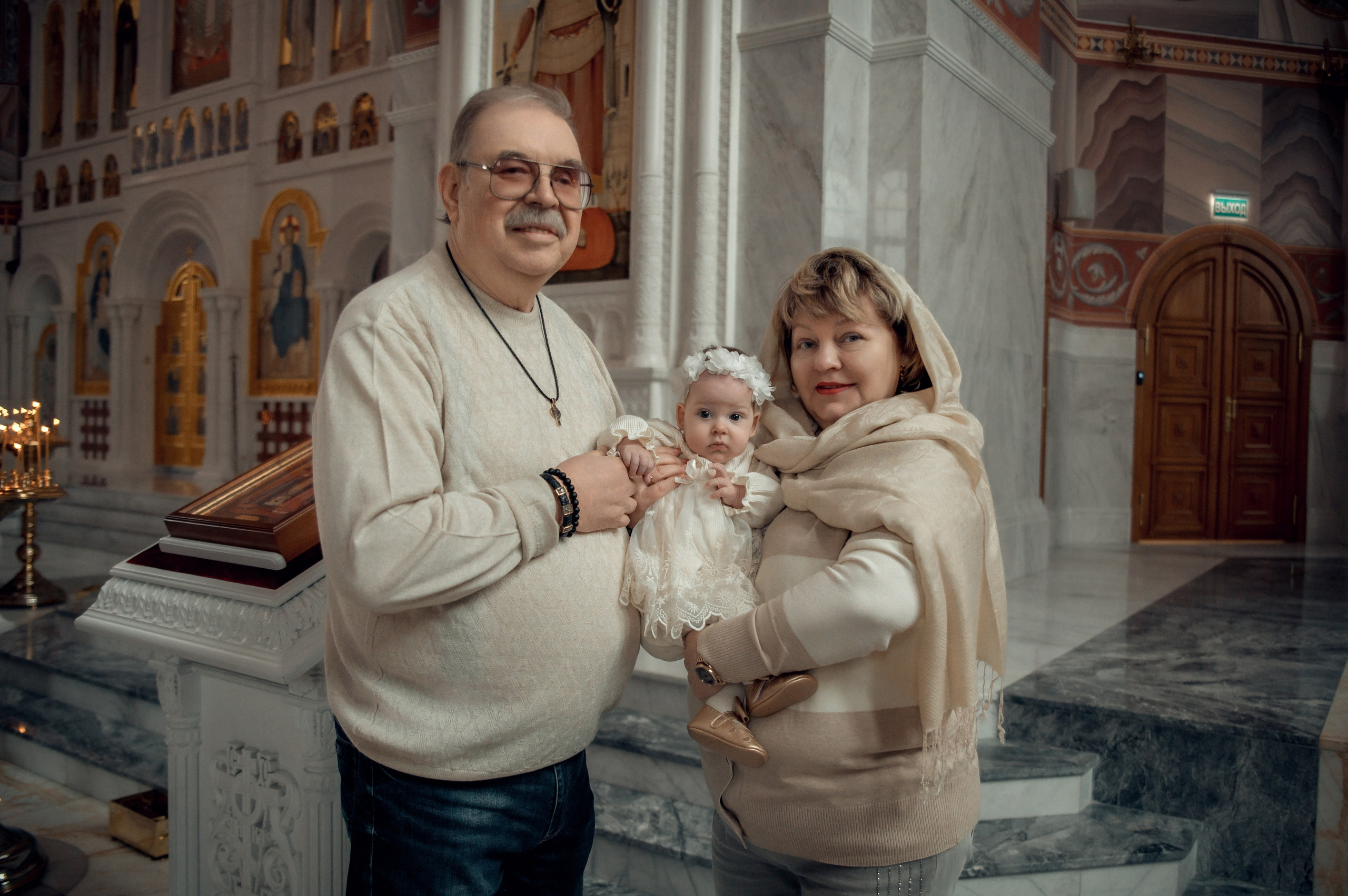 Таинство Крещения Натальи, Собор Александра Невского г. Волгоград. Церковный, семейный и репортажный фотограф Волгоград, Волжский