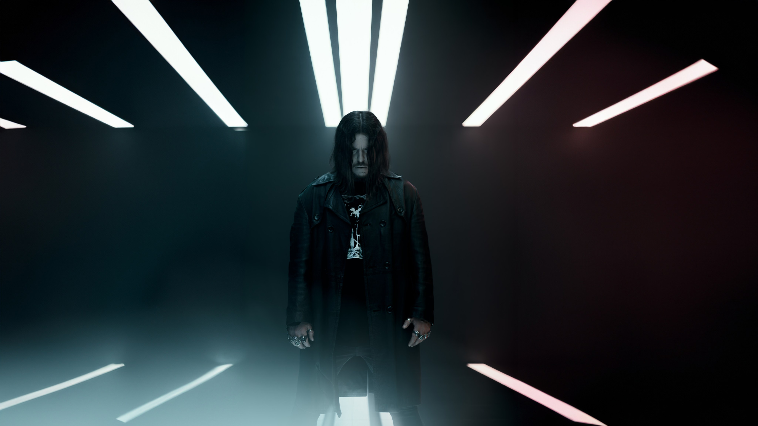 Sagath — Я жду наступления темноты, в объективе Alexander Veselkov. ALEXANDER VESELKOV — ФОТОГРАФ | NFT ARTIST | РЕЖИССЕР I VISUAL ARTIST