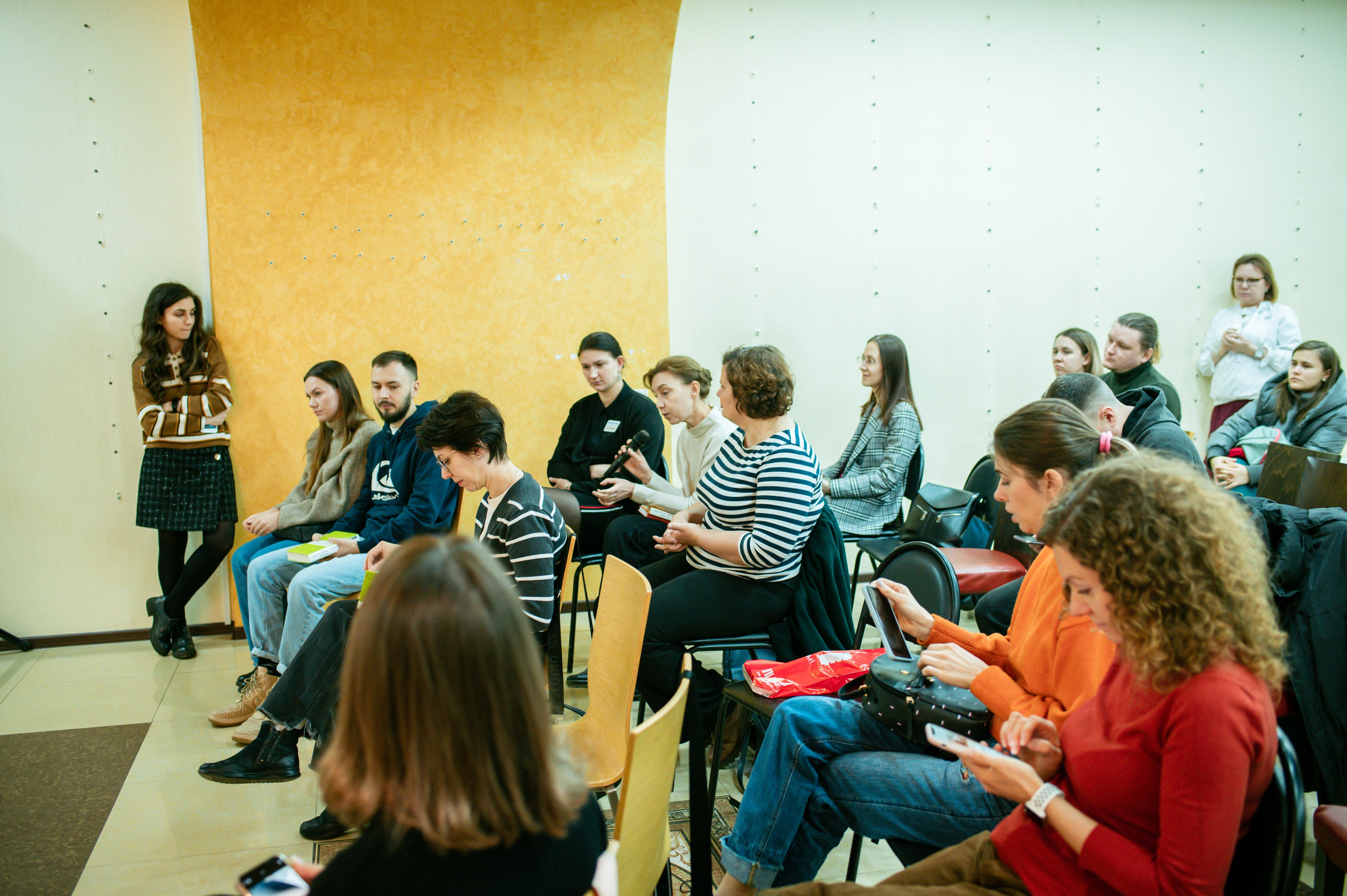 Ася Казанцева 19.11.23 #Читайгород. Фотограф Елена Новикова