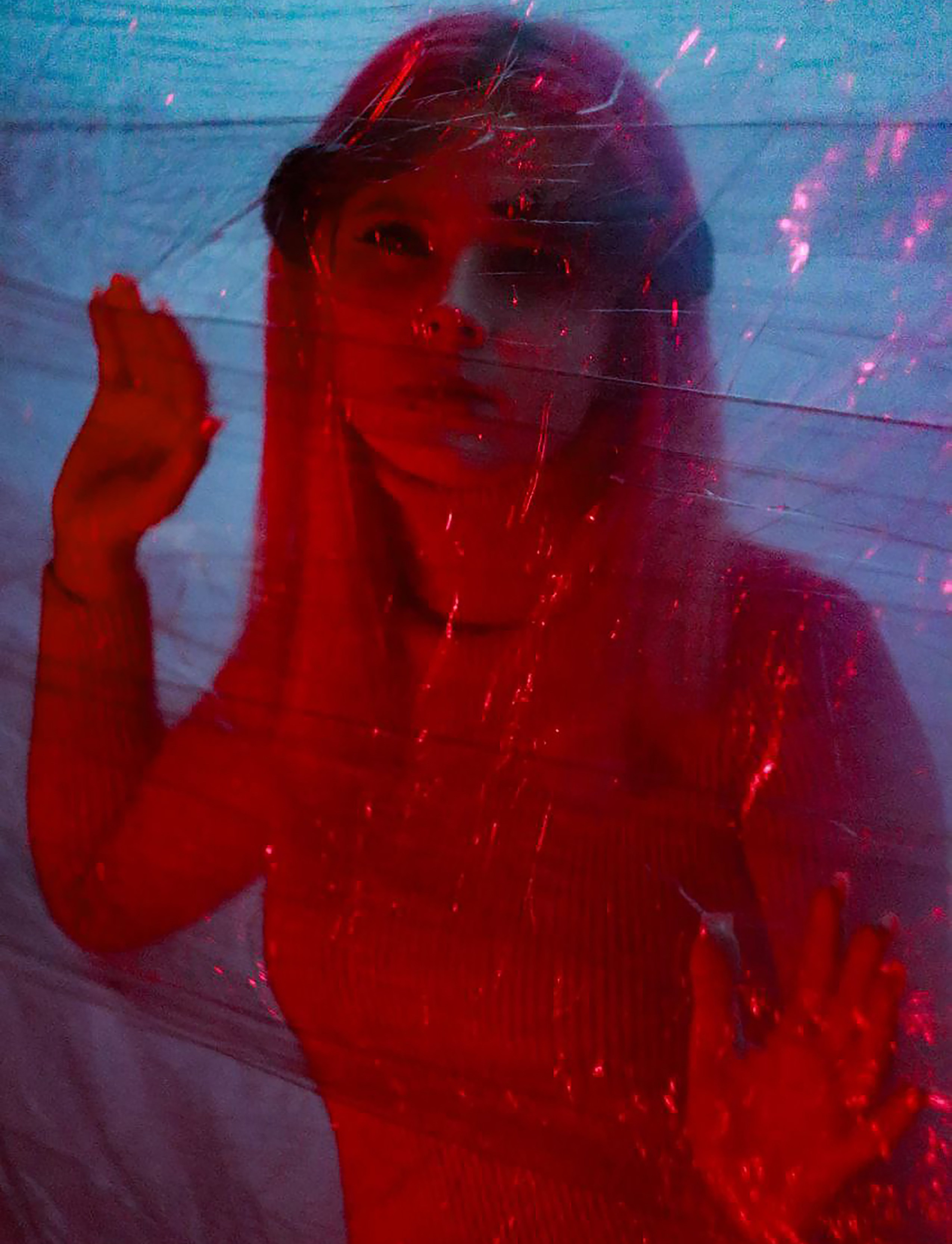 Демон смотрит на тебя