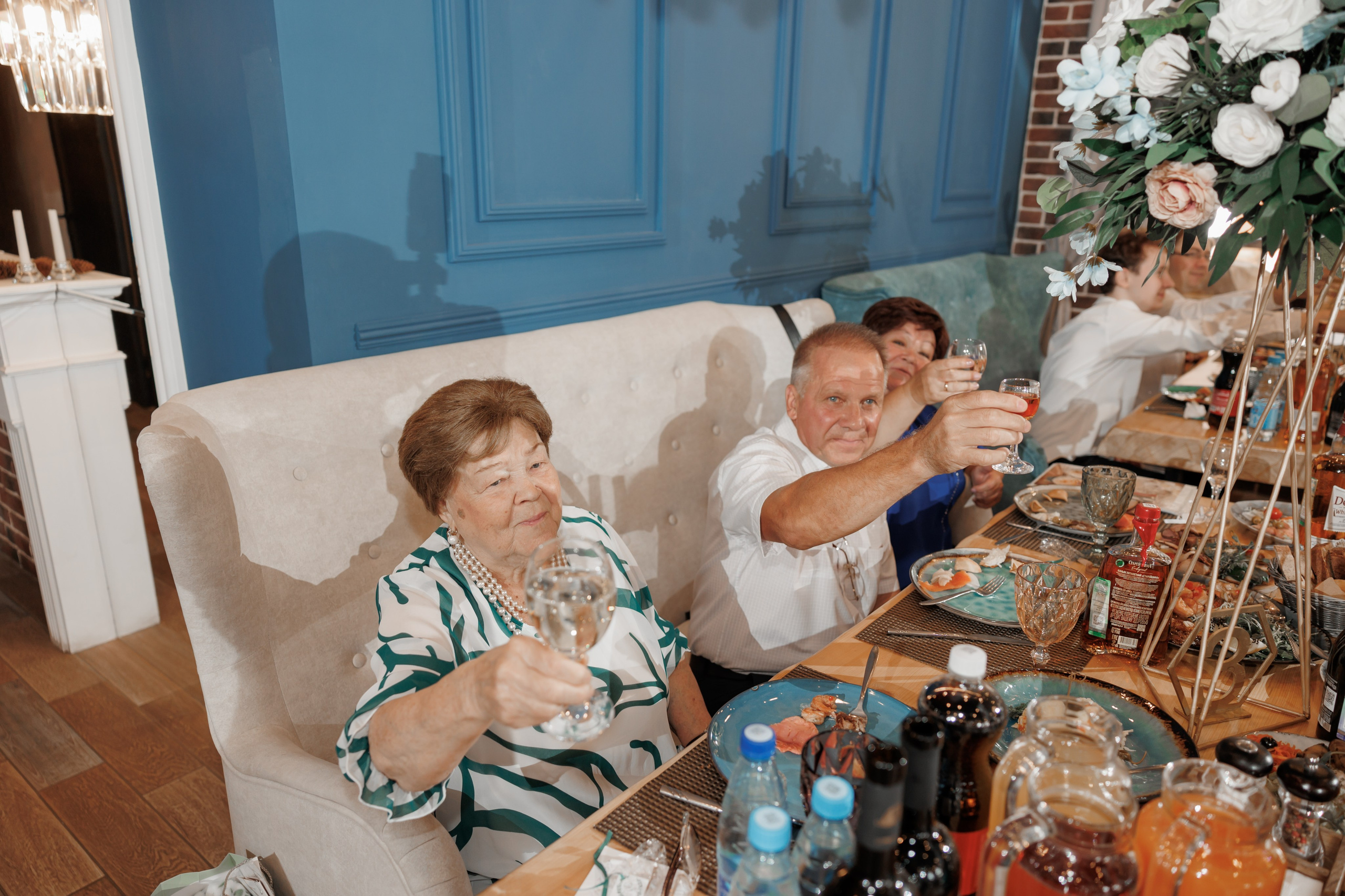 Полина и Дмитрий, загородный клуб «Барин», ЗАГС в г. Пушкино. Свадебный и репортажный фотограф (Москва, Королев и другие)