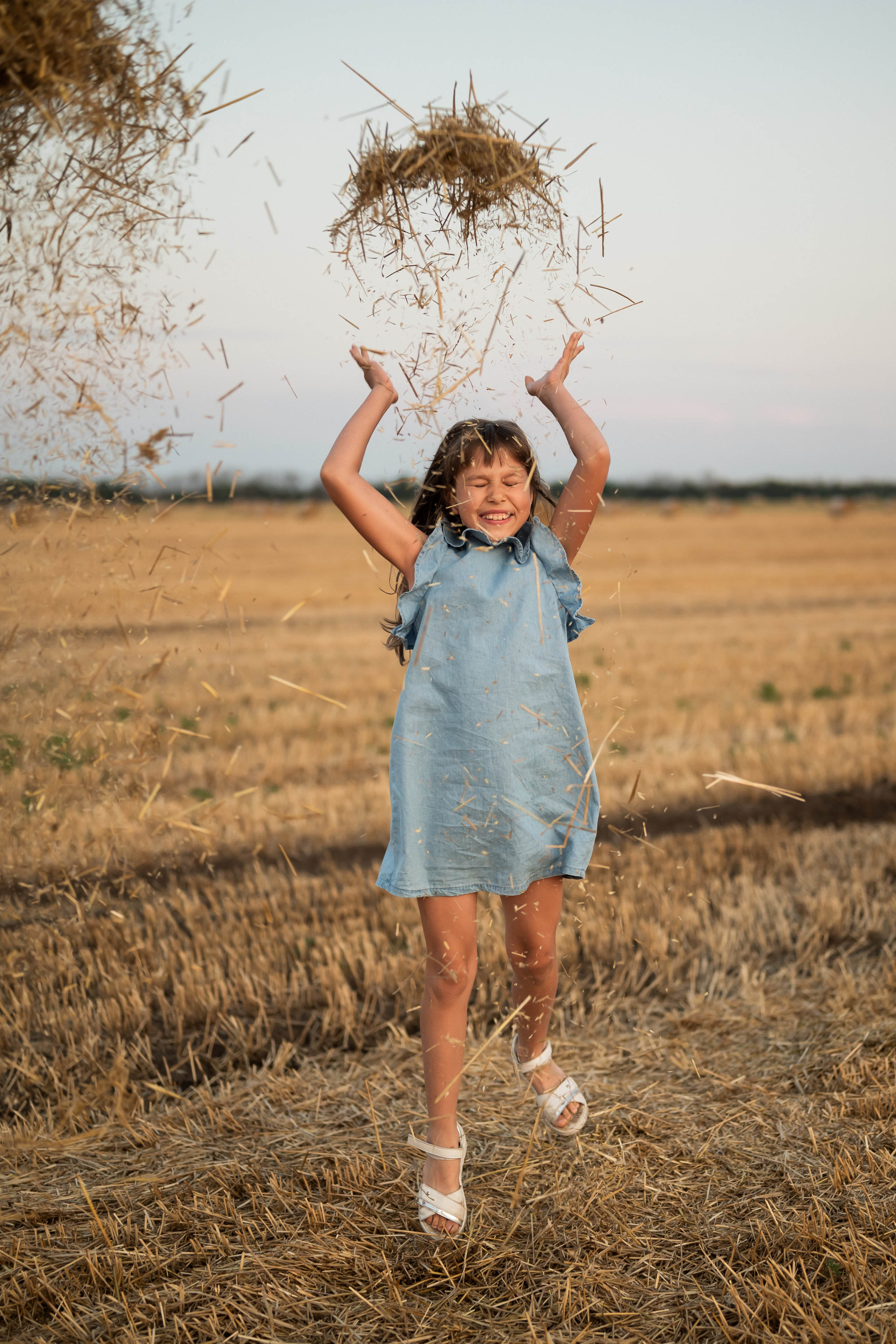 В поле. Свадебный фотограф Москва и МО Марина Мышко
