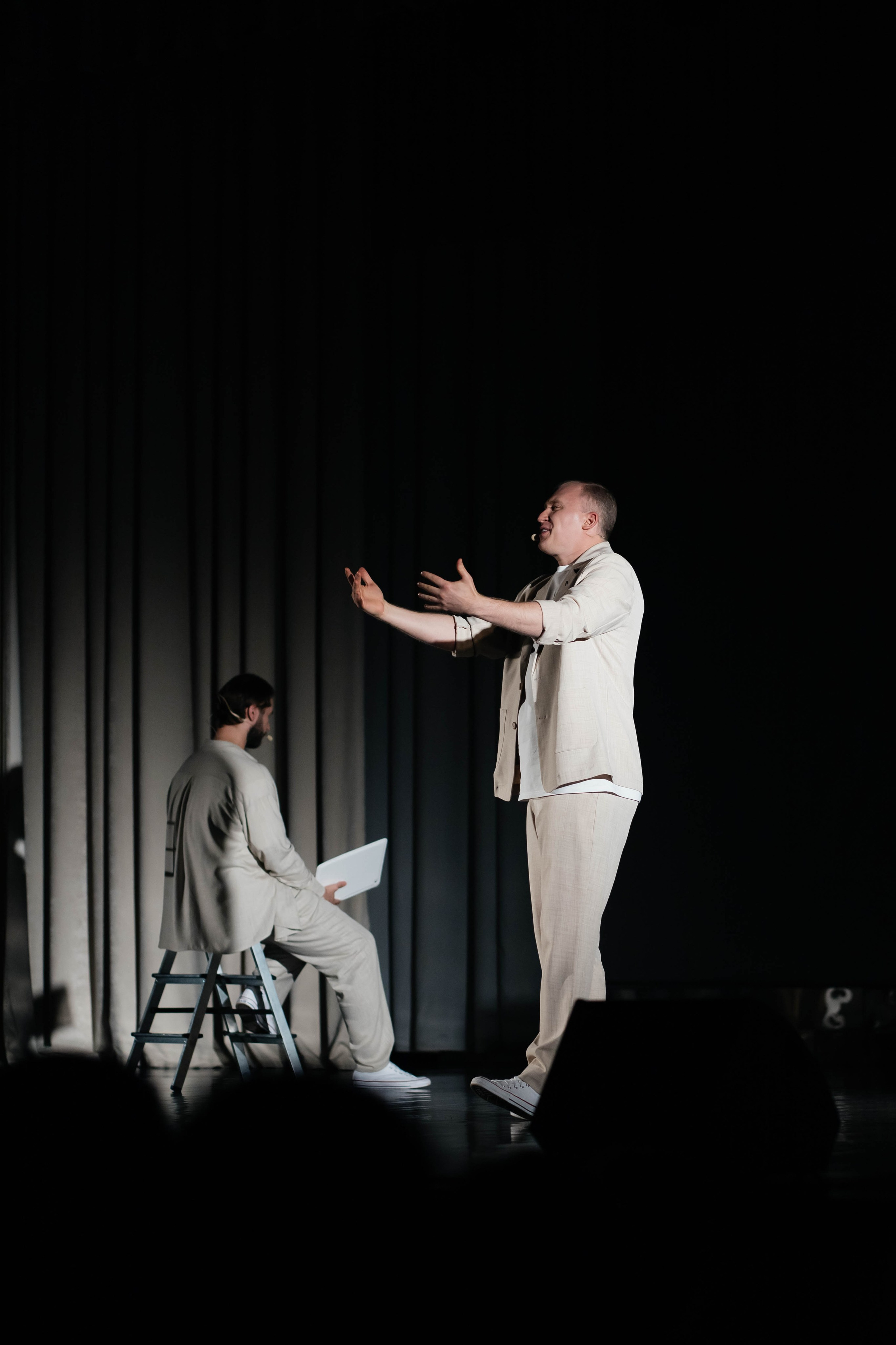 НИТЬЯ " В объятьях неба». Женский фотограф в Оренбурге Ирина Заводчикова