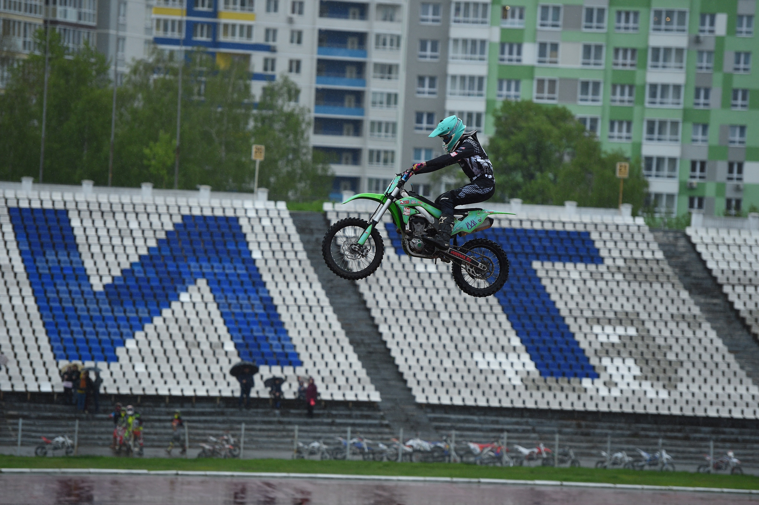 Шоу Безумцев. Ижевск. 2022.05.28. Спортивный репортажный фотограф в Ижевске Сергей Мерзляков