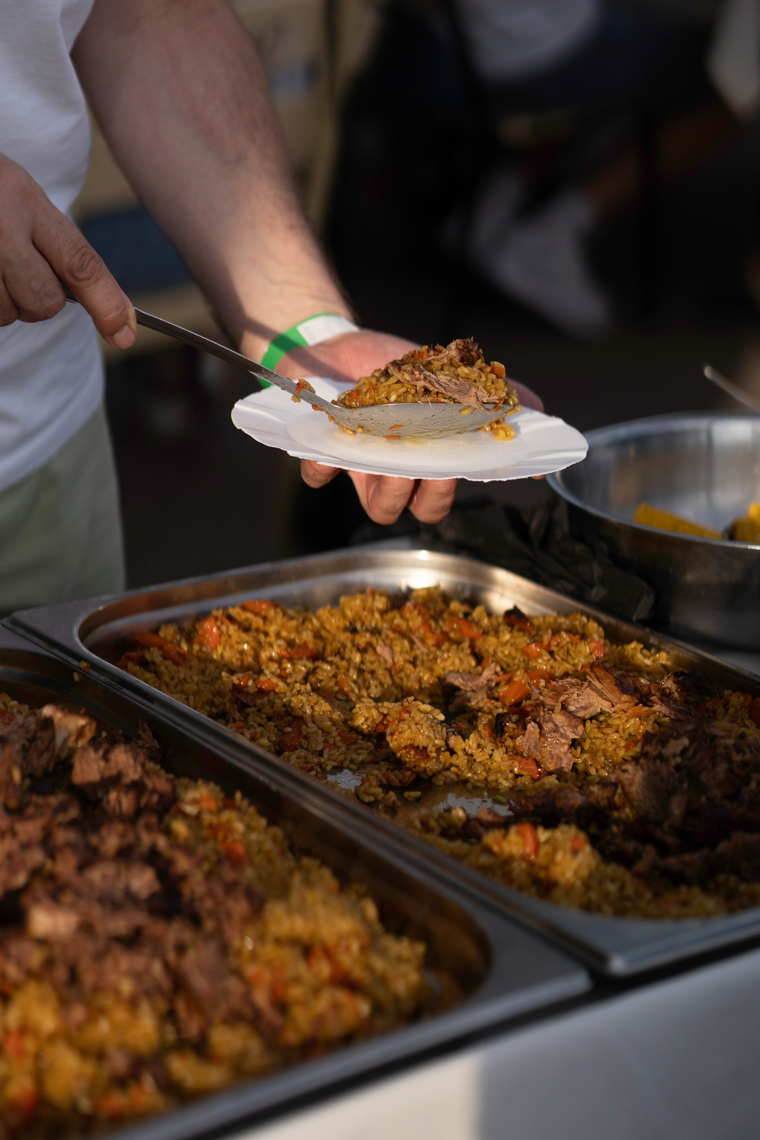 BBQ Безлимит (Bahnhof). Maxon Magnusson