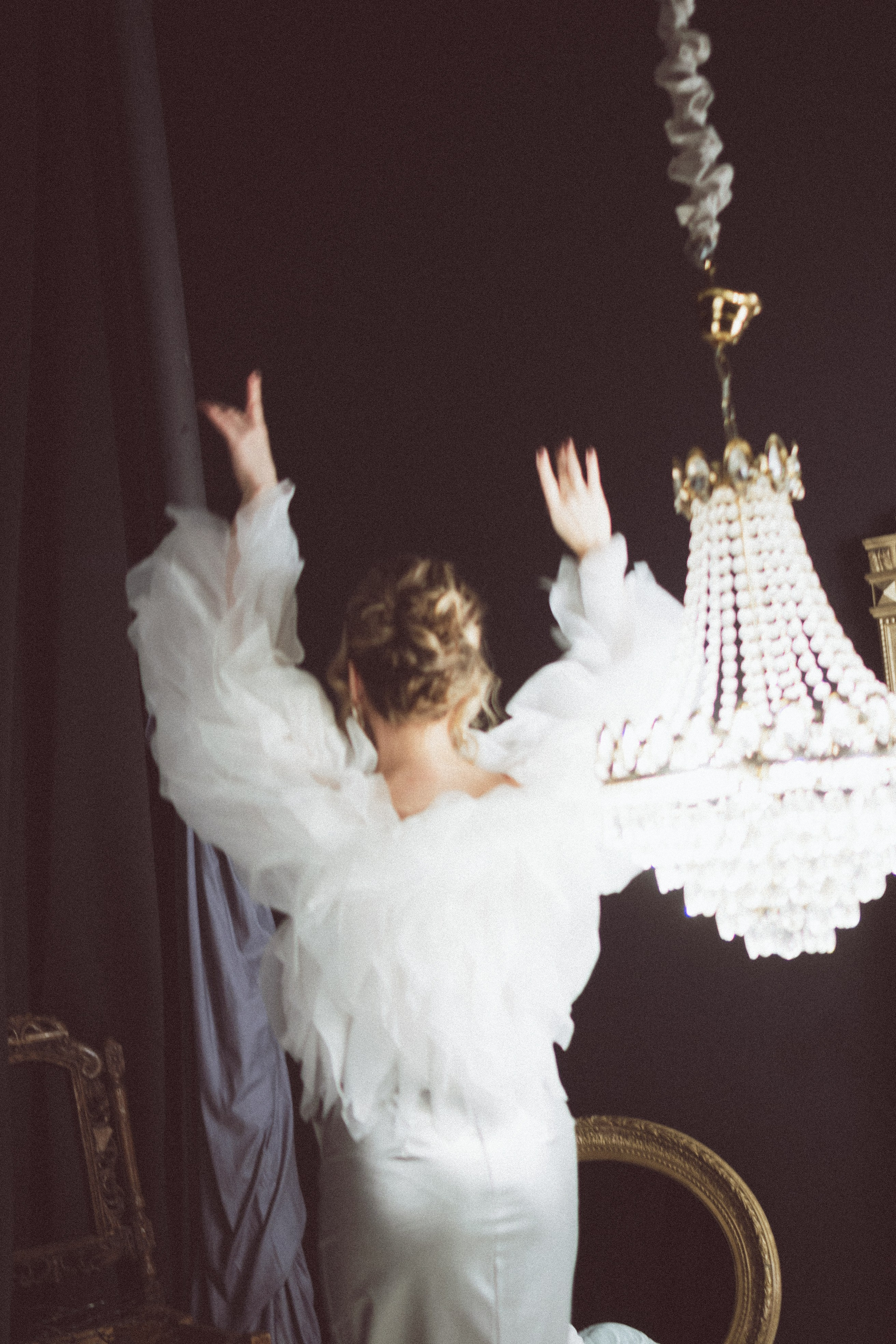 НОВОГОДНЯЯ ФОТОСЕСИИЯ В СТУДИИ ДЛЯ ДЕВУШКИ И ПРОГУЛКА ПО ЧЕРНЫШЕВСКОЙ. Профессиональный фотограф, Санкт-Петербург — Виктория Богомолова