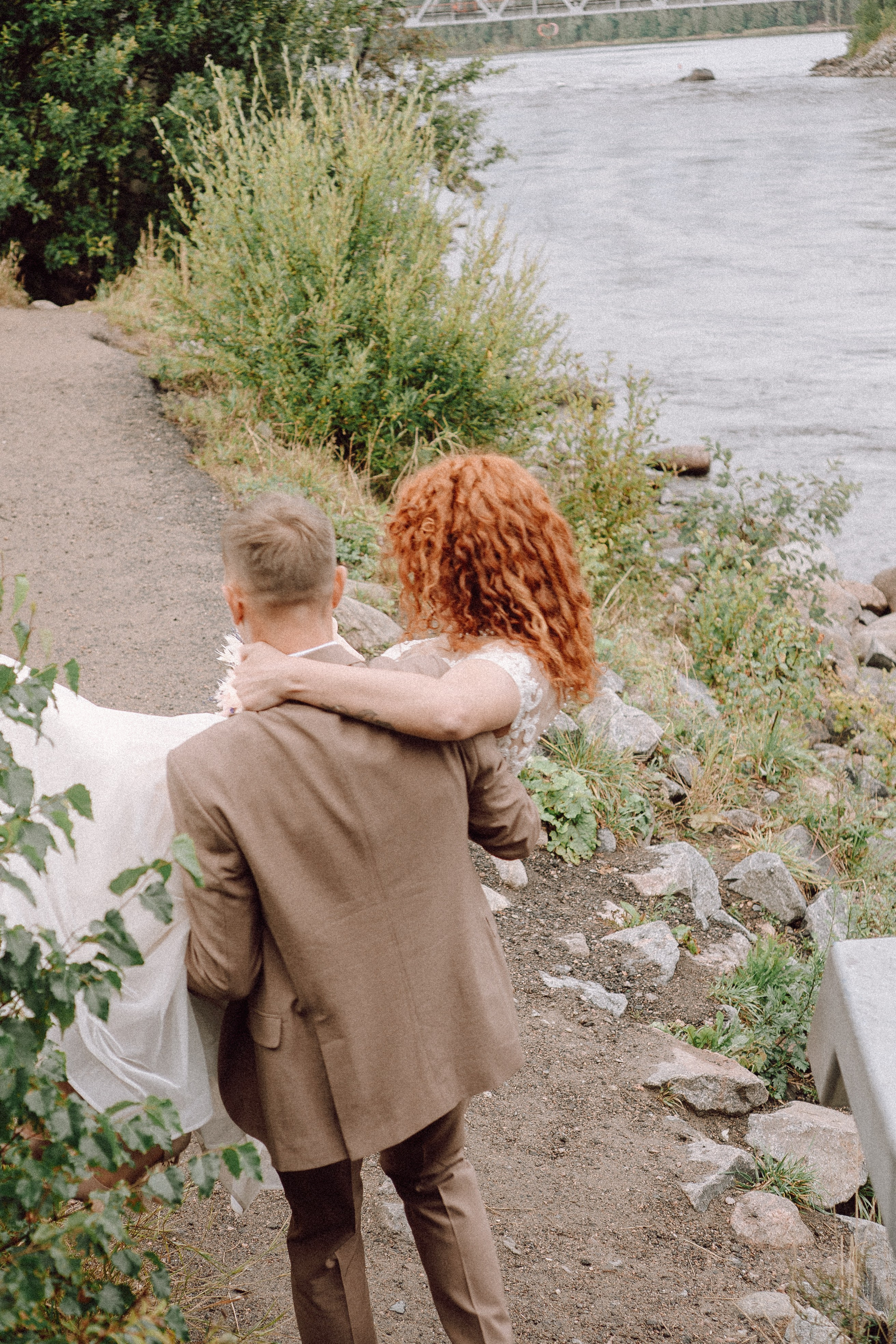СВАДЕБНАЯ ФОТОСЕССИИЯ ПАРЫ В ГОРОДЕ ПРИОЗЕРСК В СОСНОВОМ ЛЕСУ И С ПИКАПОМ. Профессиональный фотограф, Санкт-Петербург — Виктория Богомолова