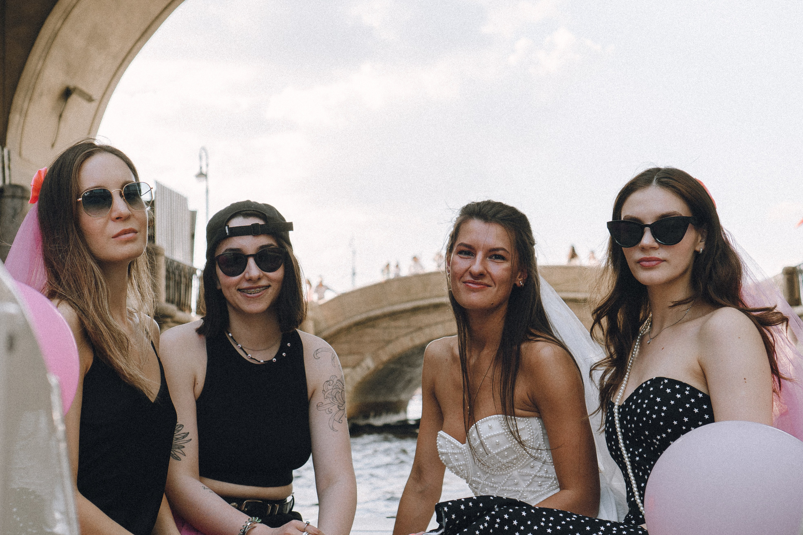 ДЕВИЧНИК НА КАТЕРЕ. Профессиональный фотограф, Санкт-Петербург — Виктория Богомолова