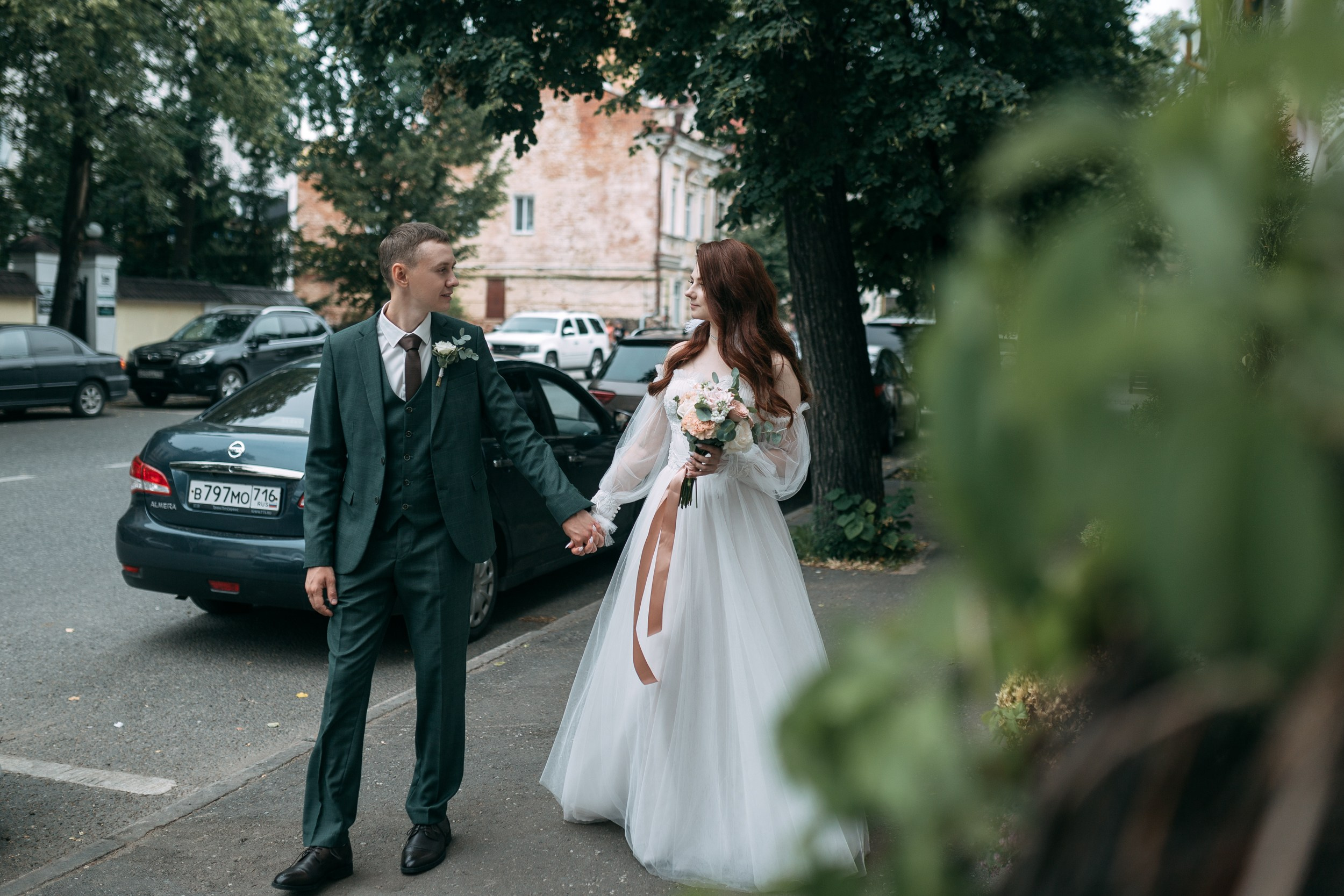 Алиса и Айнур. Фотопродакшн продающего контента