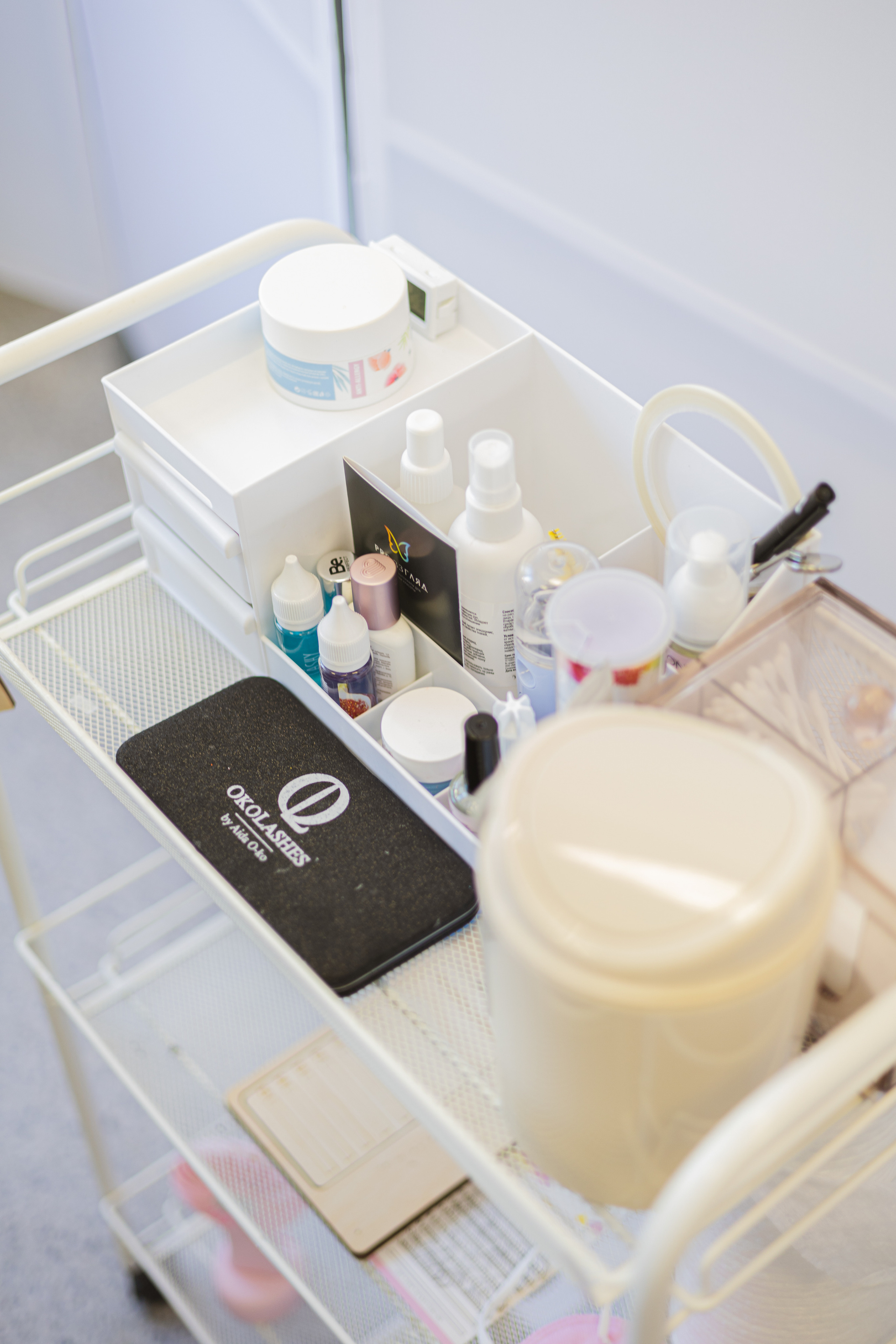 Для мастера по наращиванию ресниц