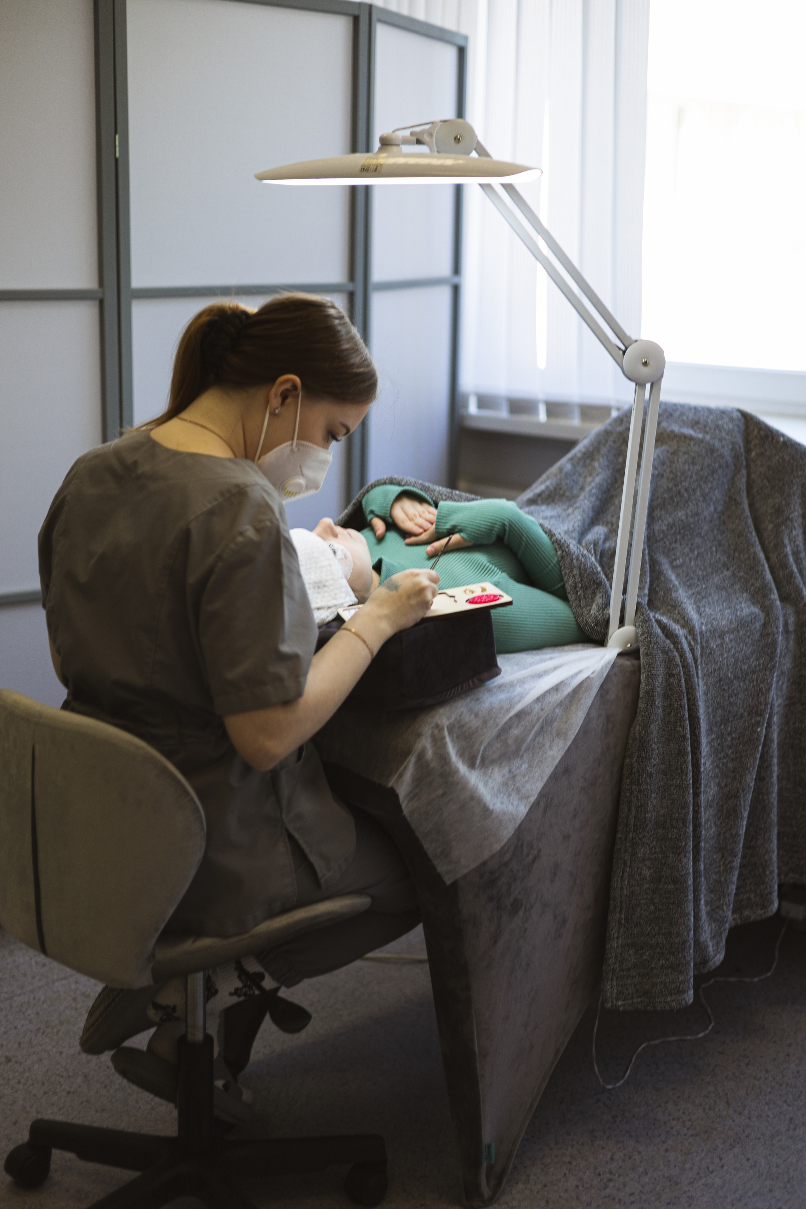 Для мастера по наращиванию ресниц