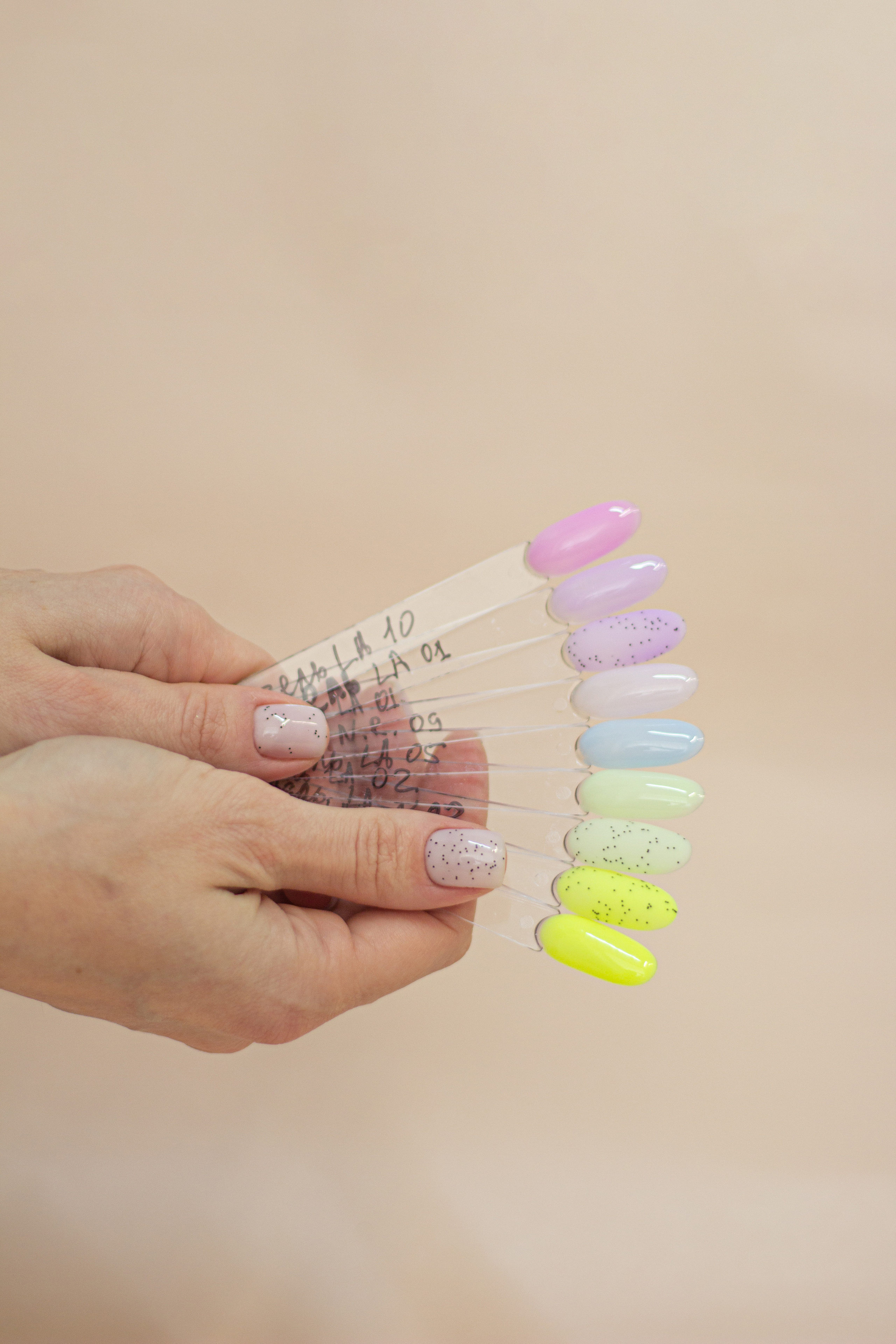 Для мастера маникюра