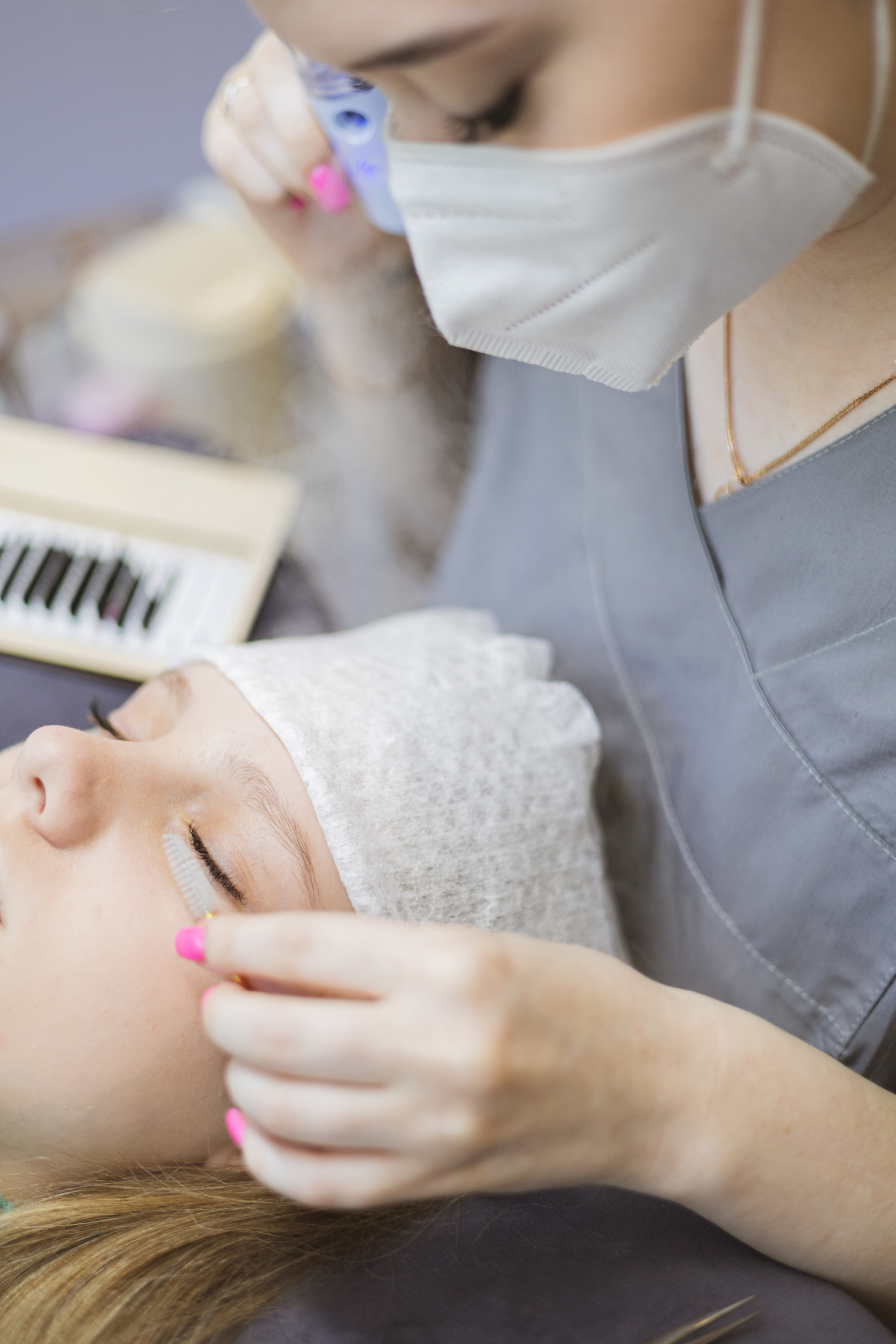 Для мастера по наращиванию ресниц