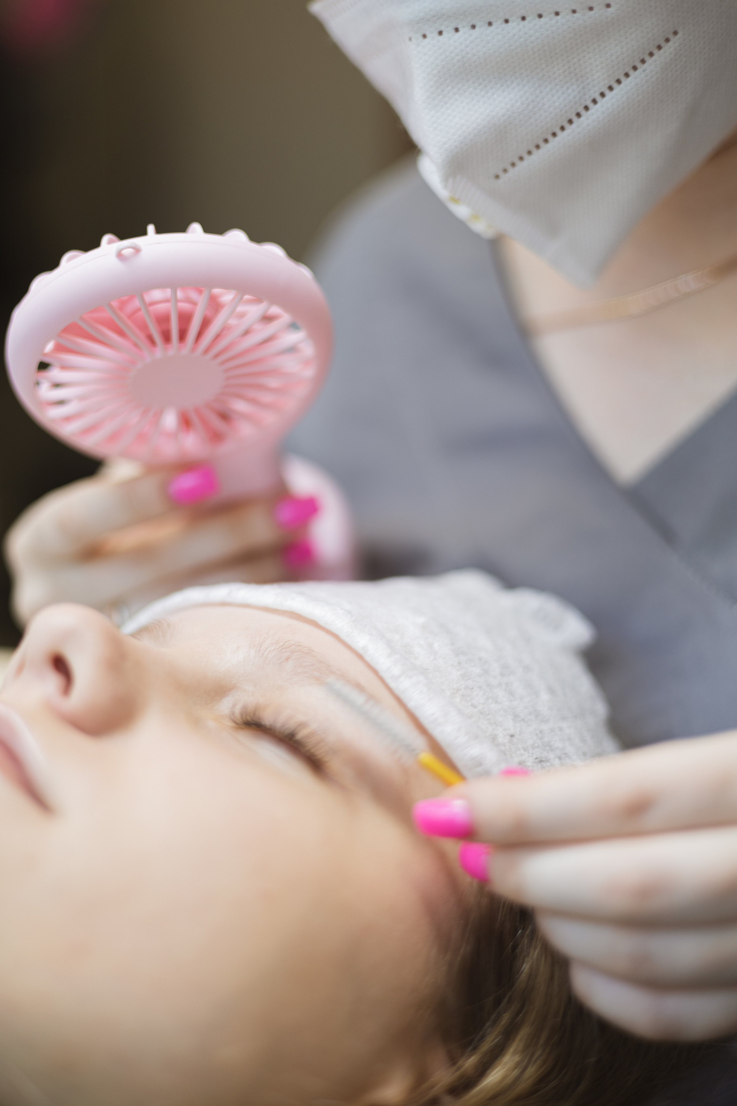 Для мастера по наращиванию ресниц