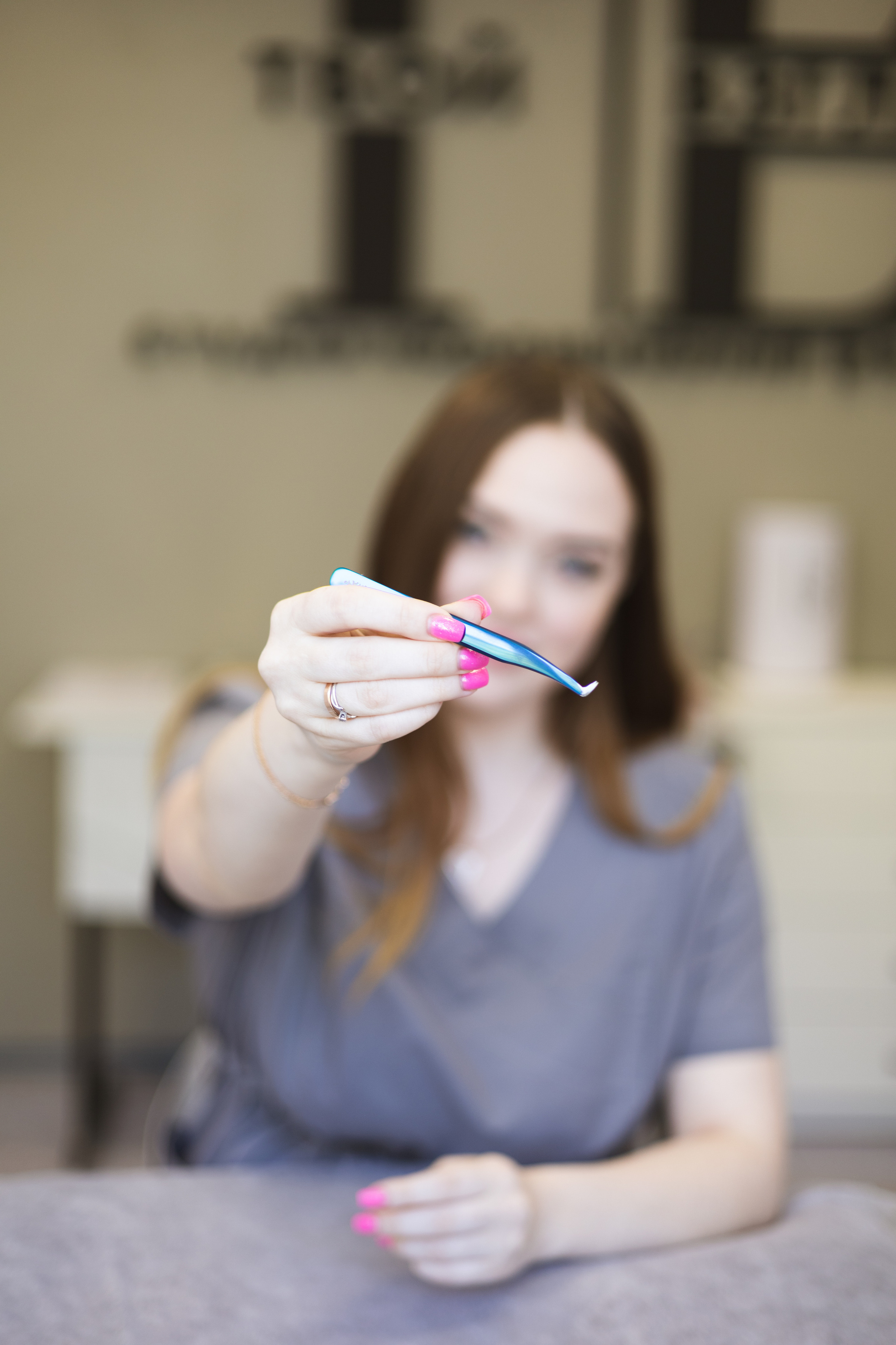 Для мастера по наращиванию ресниц