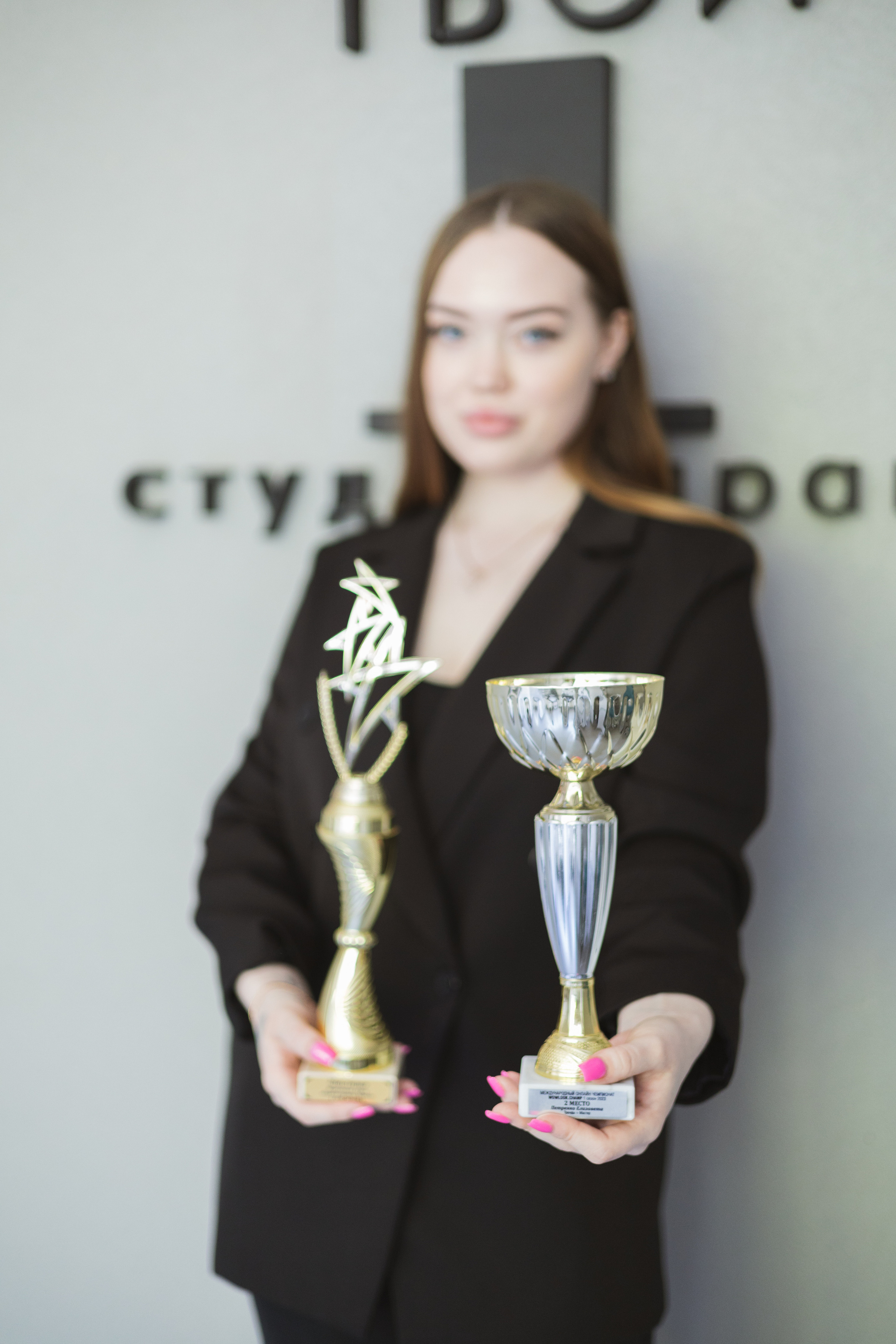 Для мастера по наращиванию ресниц