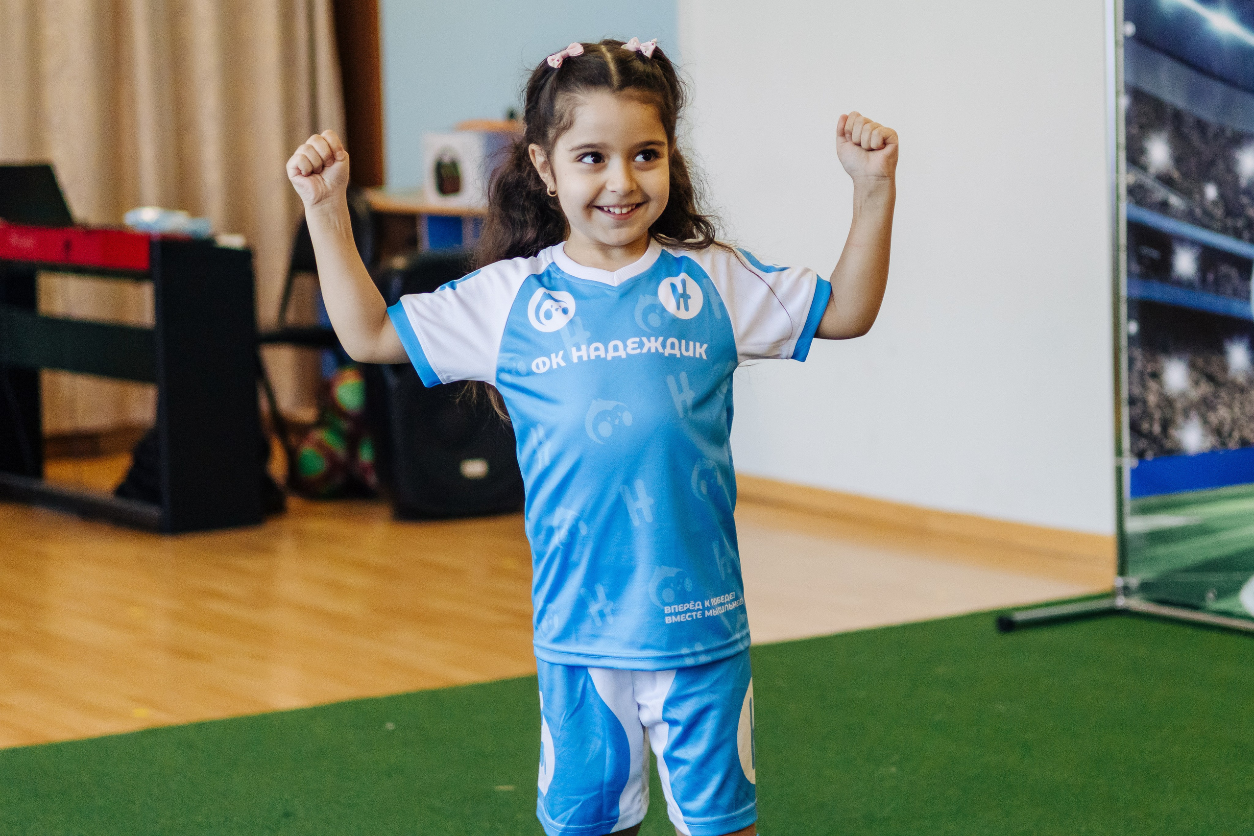 Фотосессия с кубком в детских садах г. Магнитогорска. Денис Прохоров Фотограф в г. Магнитогорск