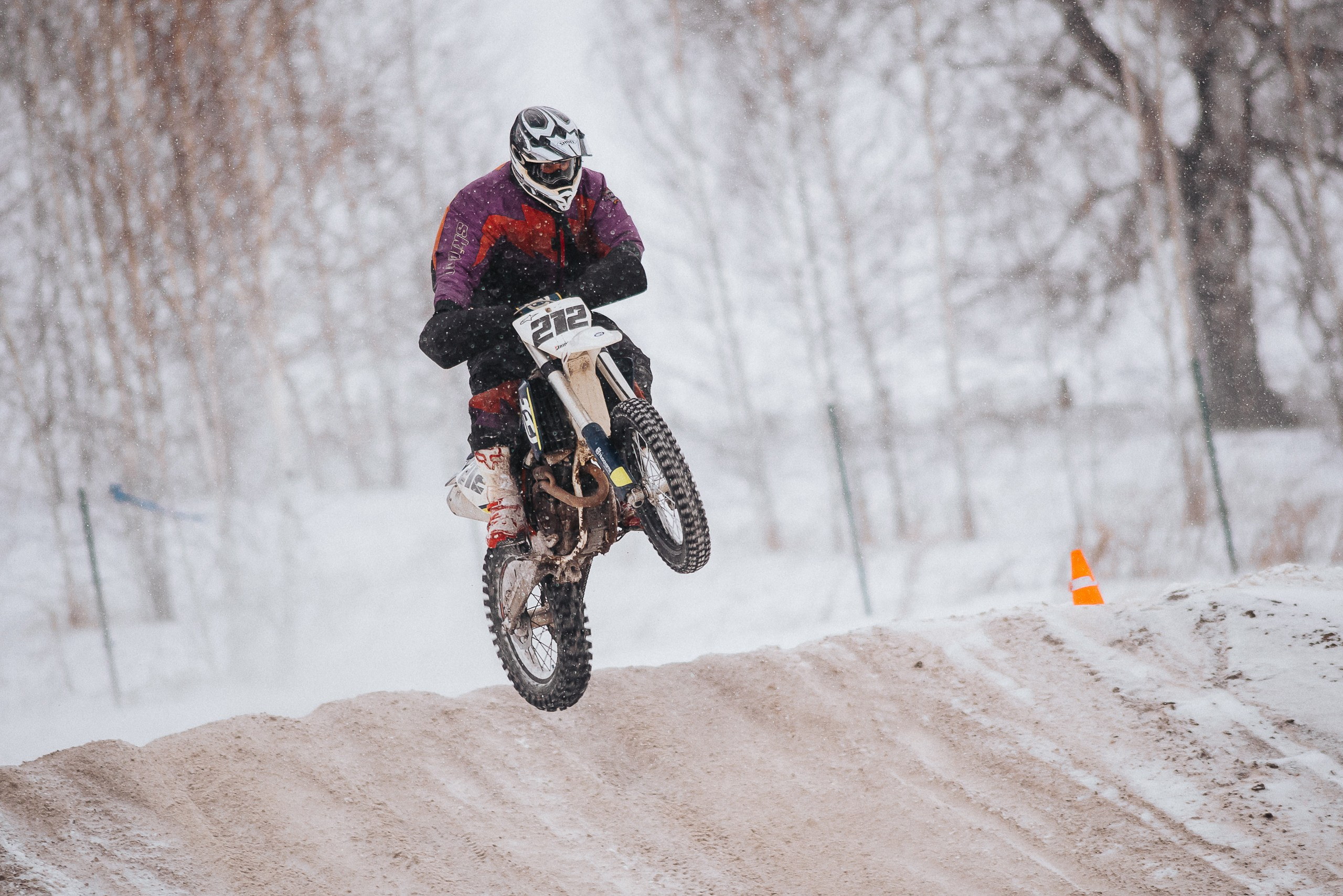 29.12.2024 — Праздничная тренировка на мотоциклетной трассе Люскус. Репортажный фотограф в Кемерово