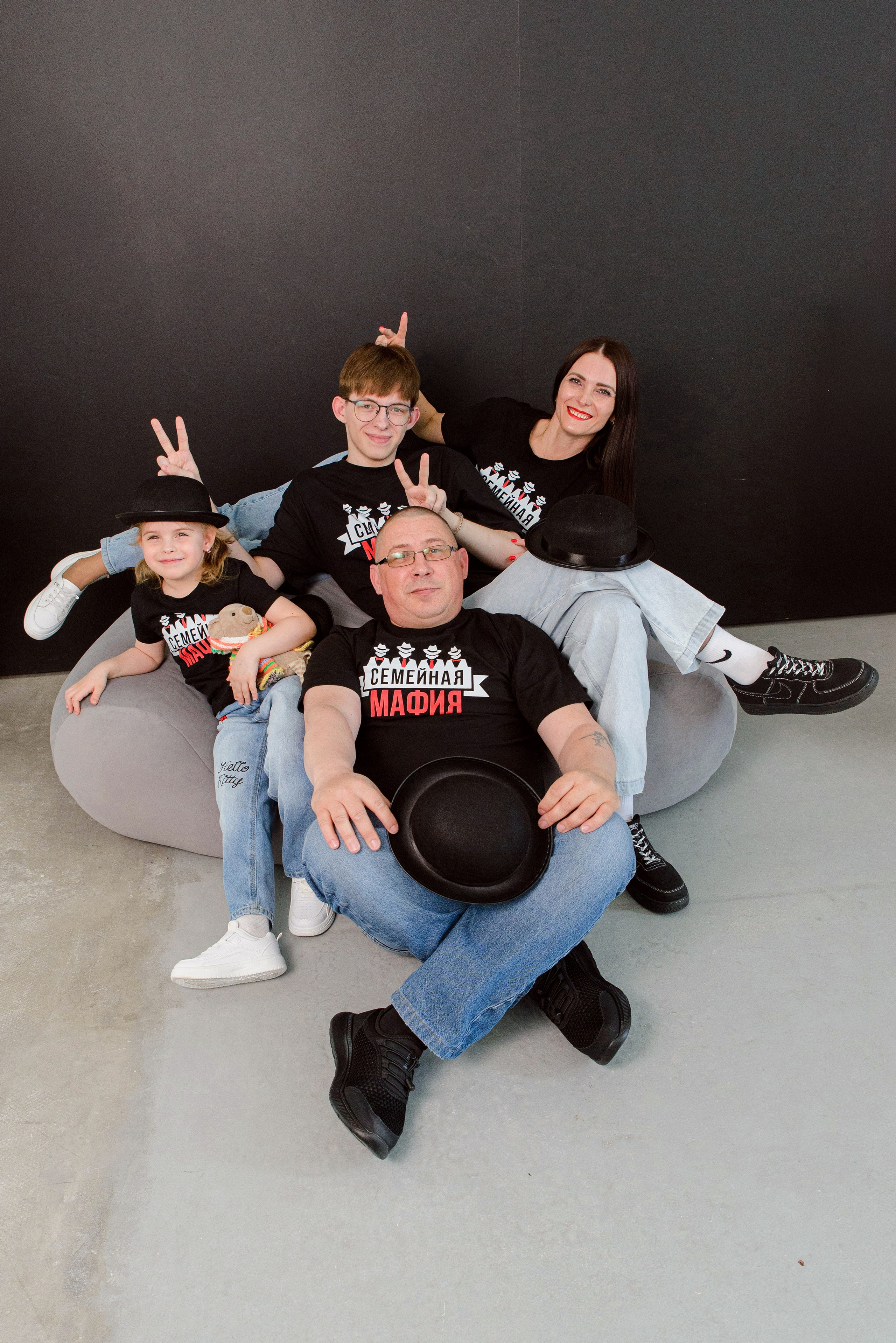 Семьи и дети. Айсылу Счастливая — Фотограф | Ретушёр | Нейрокреатор