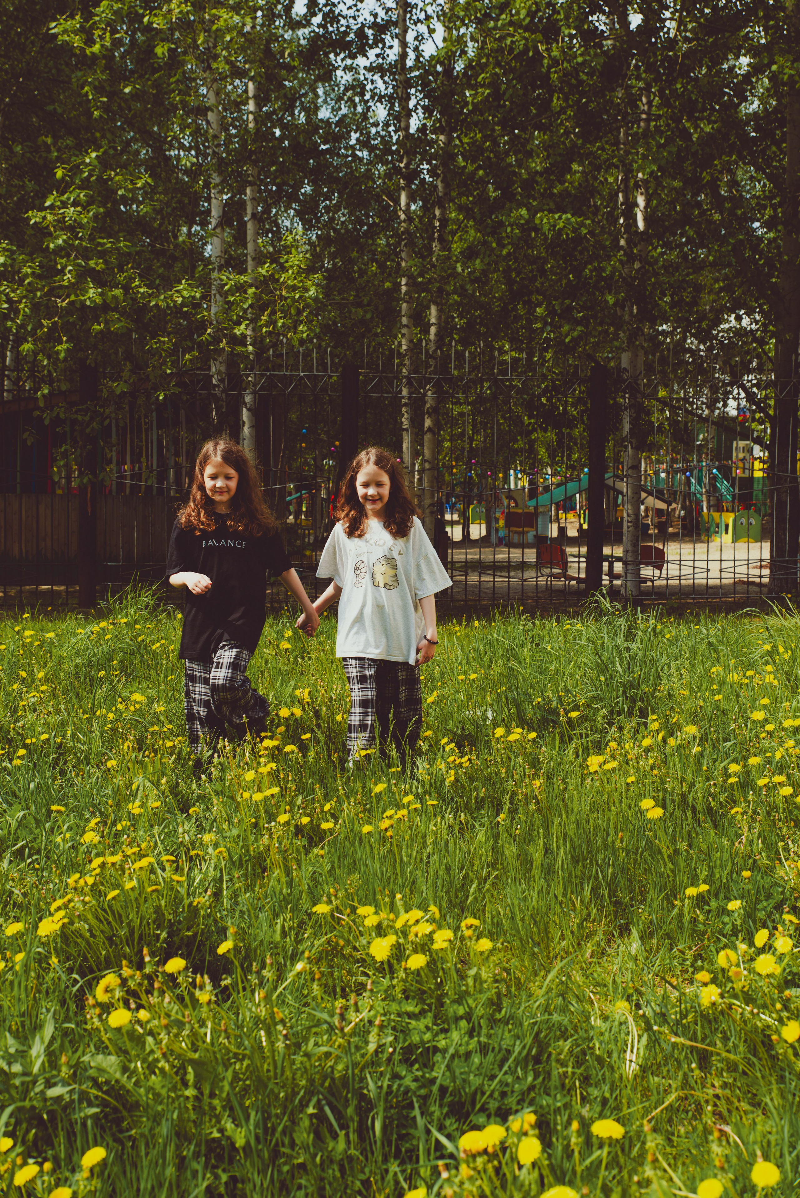 Семьи и дети. Айсылу Счастливая — Фотограф | Ретушёр | Нейрокреатор