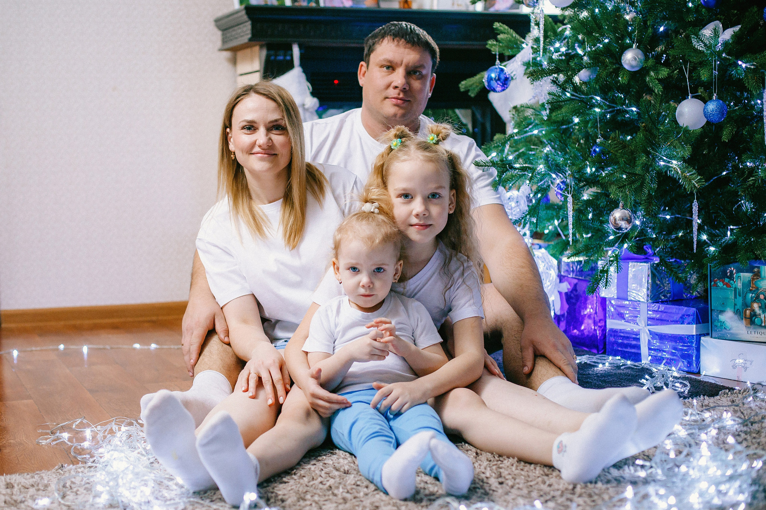 Новогодняя история домашняя фотосессия. Выпускные альбомы Искитим, Бердск и Новосибирск Крюкова Елена