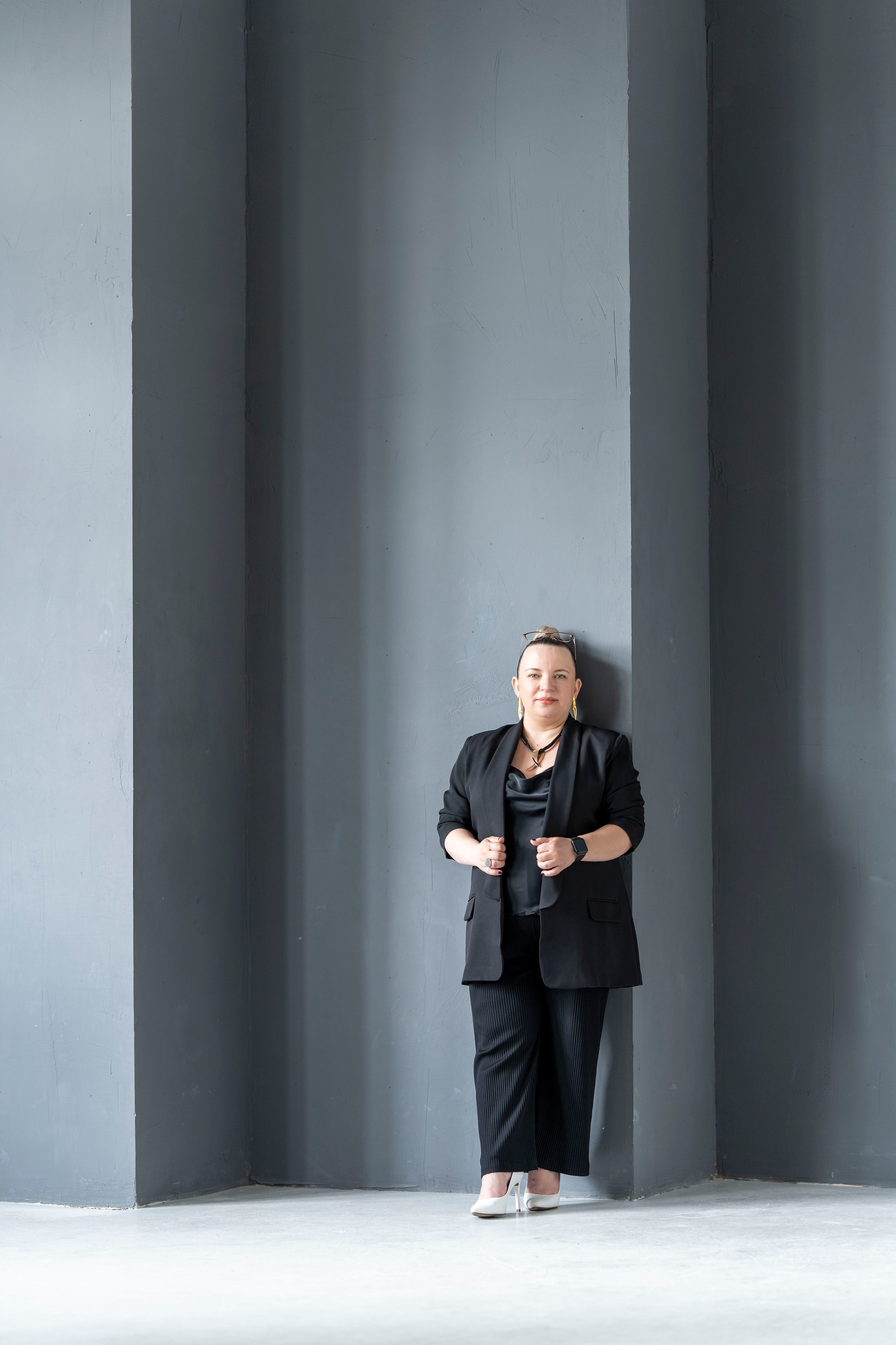 Анна. Владелица компании по бухгалтерскому учету. Главная