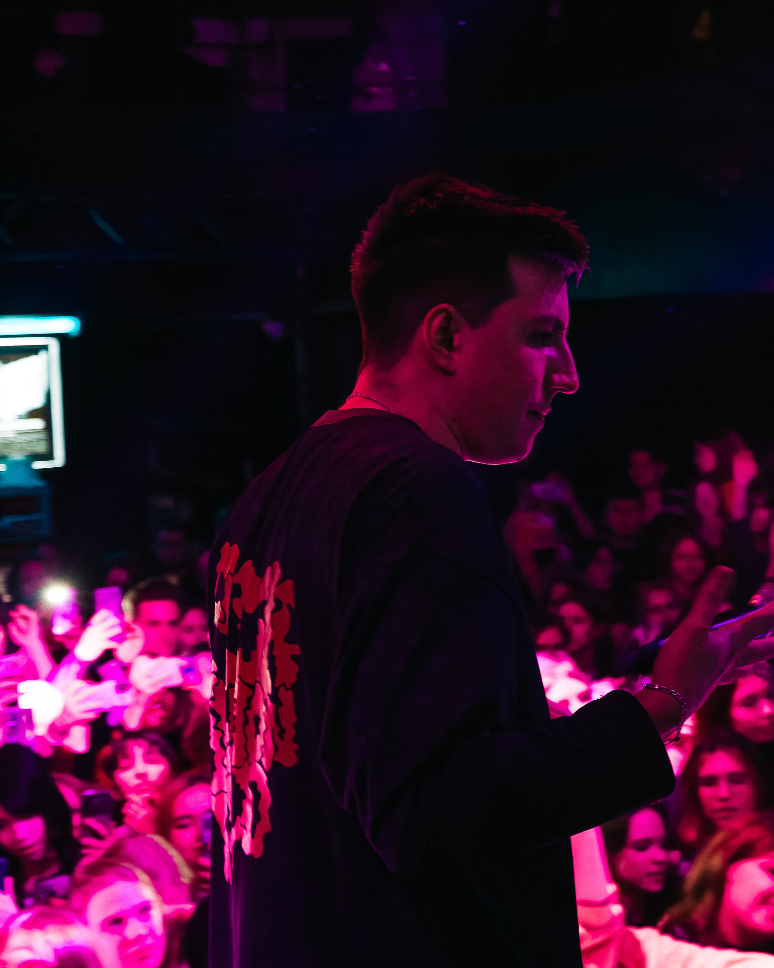 Концерт Мазелова. Фотограф Артём Ющенко