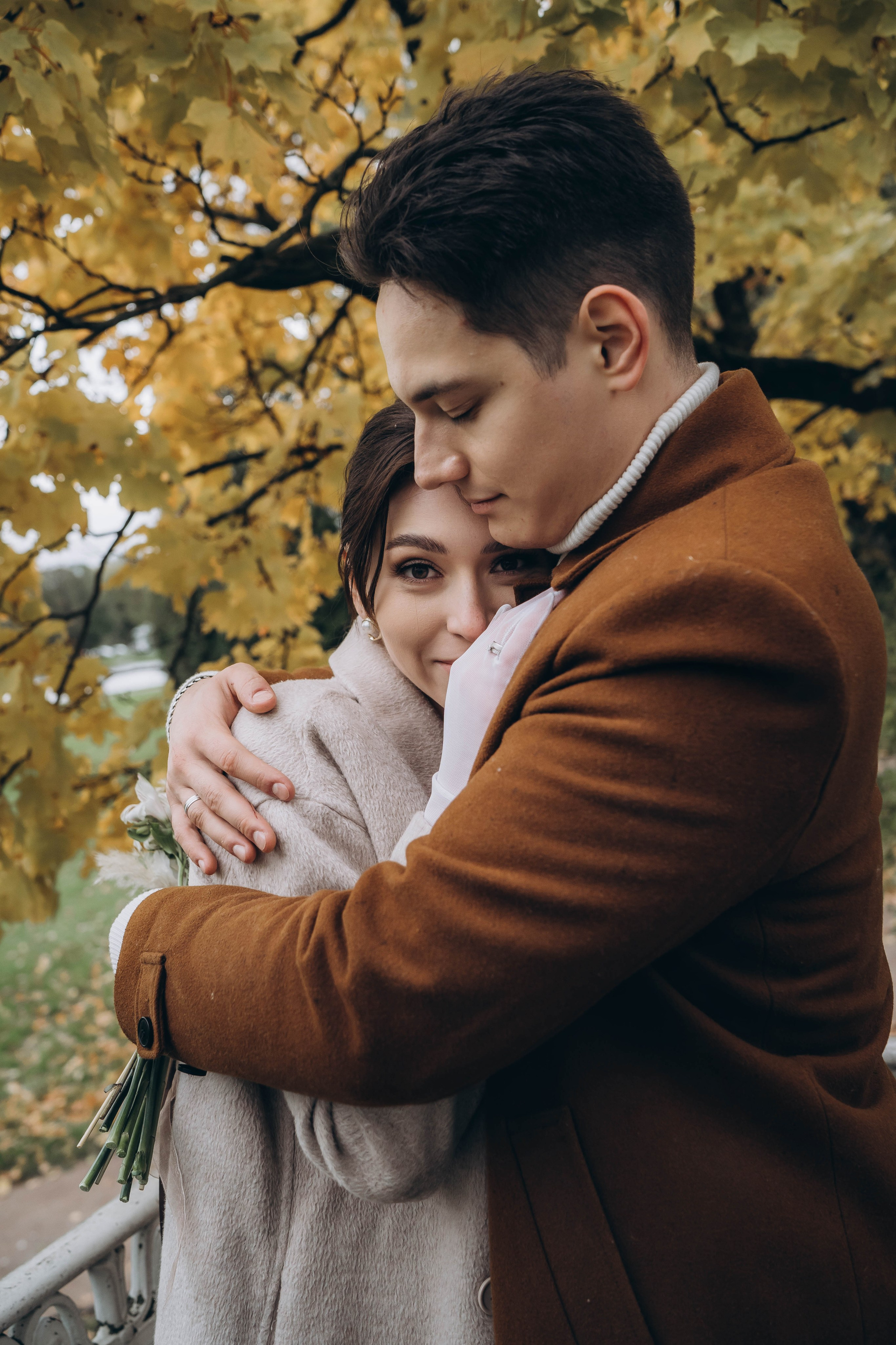 Лавстори в парке. Фотограф Ксения Овтина