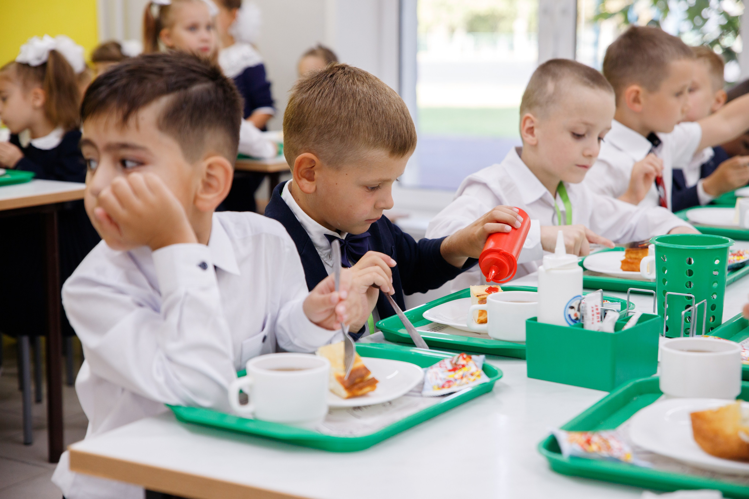 Репортажная съемка первого сентября для первоклассников. Семейный и школьный фотограф в Москве Анна Ткач