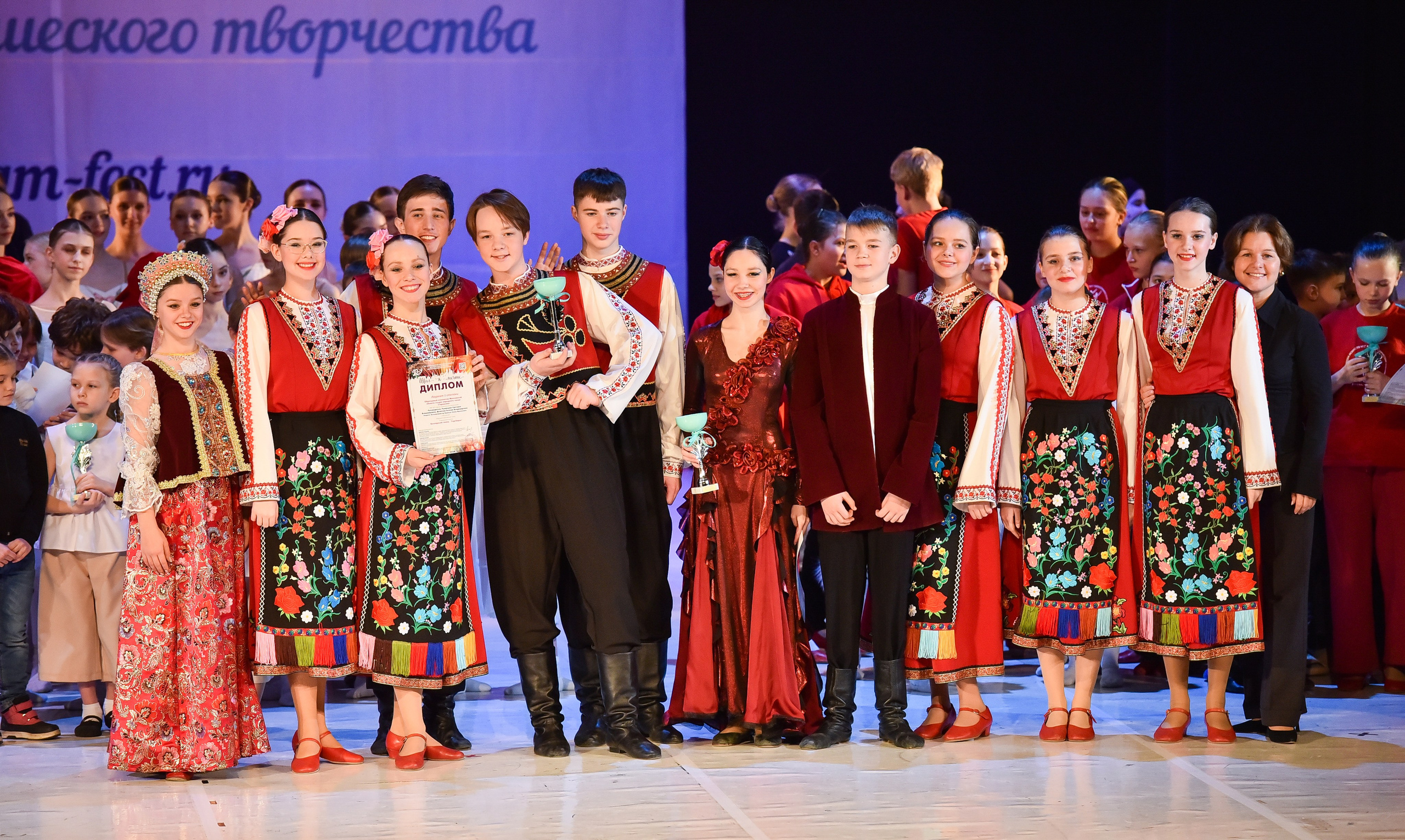 30.11.2024 Фестивальное движение «Шаг к мечте» Москва. Медиастудия Фото Концепт