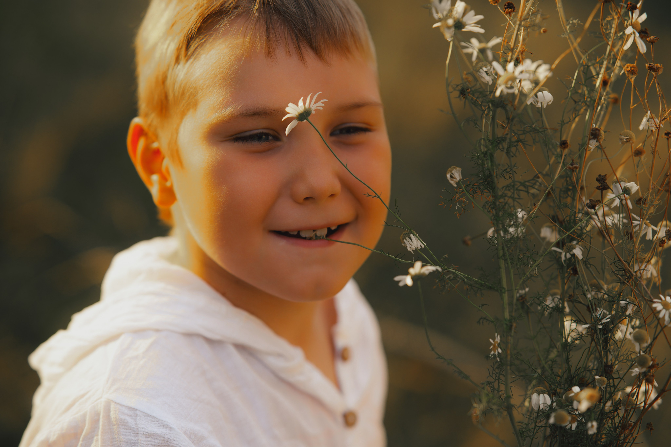 У дома. Фотограф Мария Зайчик