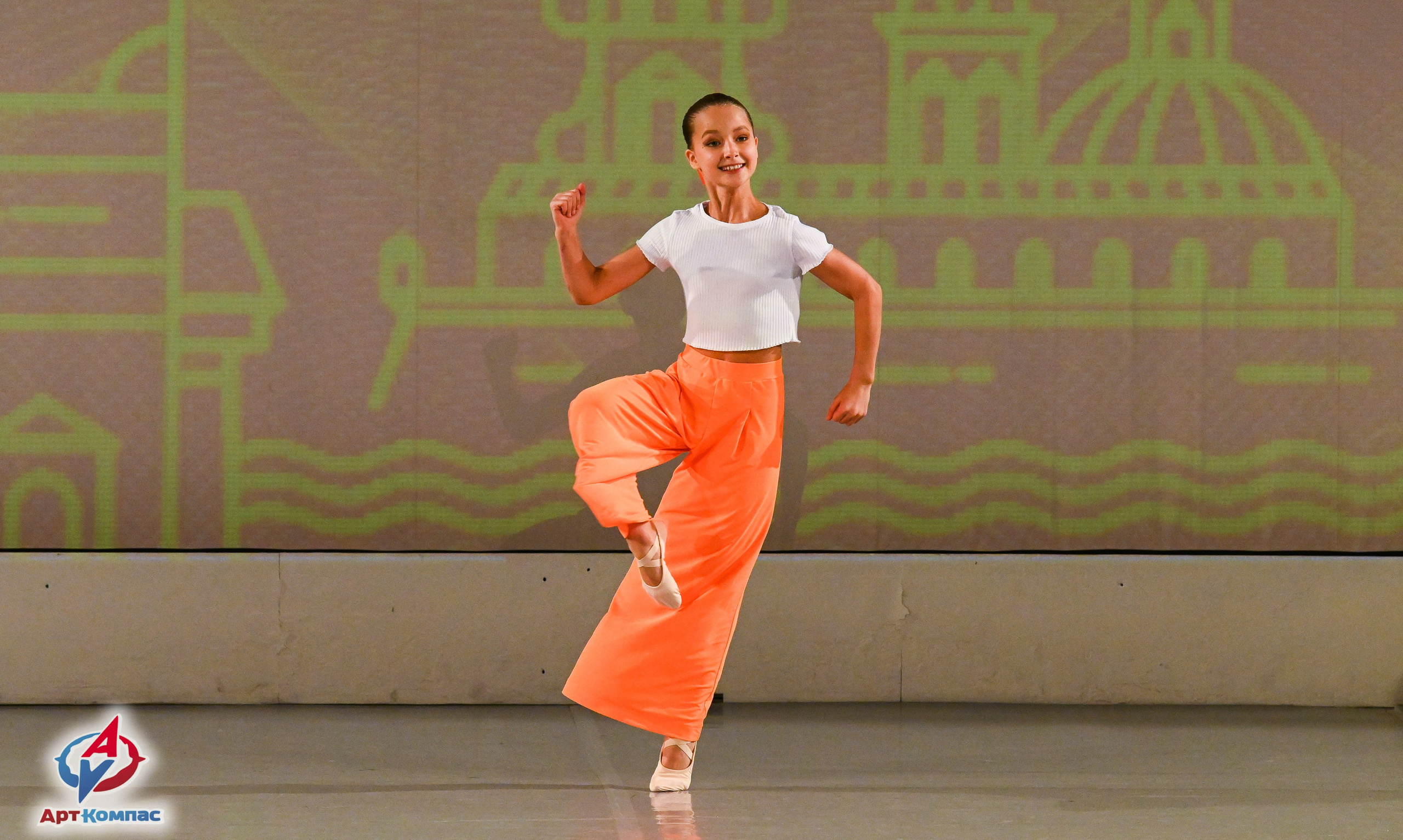 05.10.2025 Всероссийский фестиваль талантов «НЕВСКИЕ ВСТРЕЧИ» г. Санкт-Петербург. Медиастудия Фото Концепт