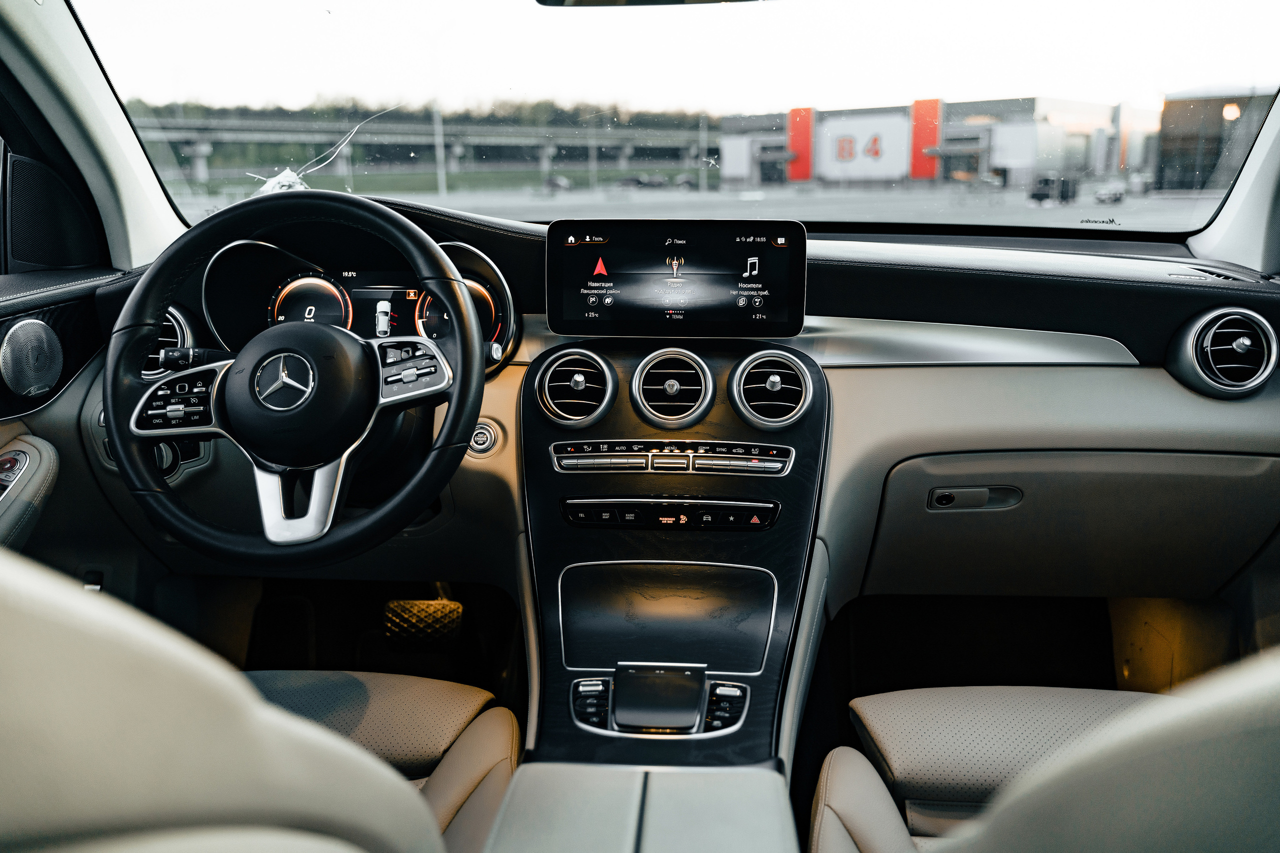 Mercedes GLC 300d. Фотограф Казань