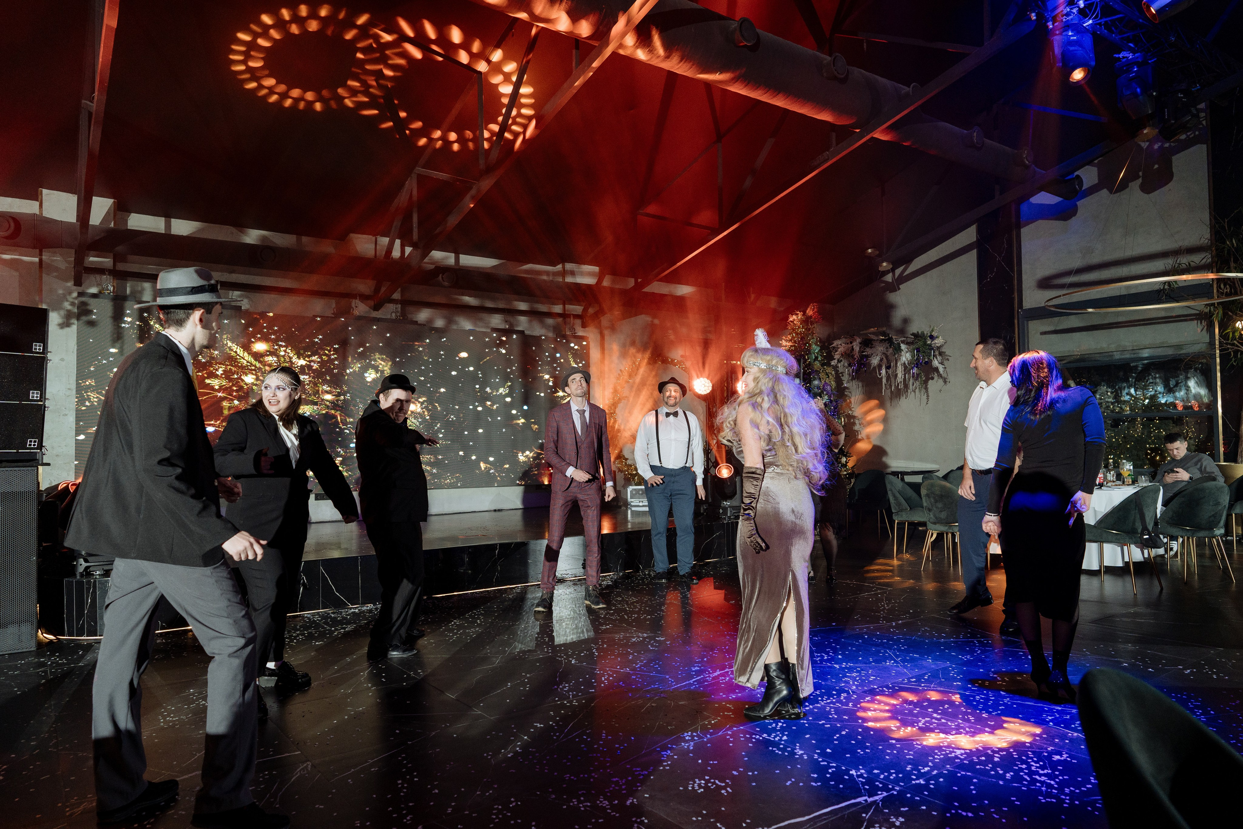 Альбион Тур