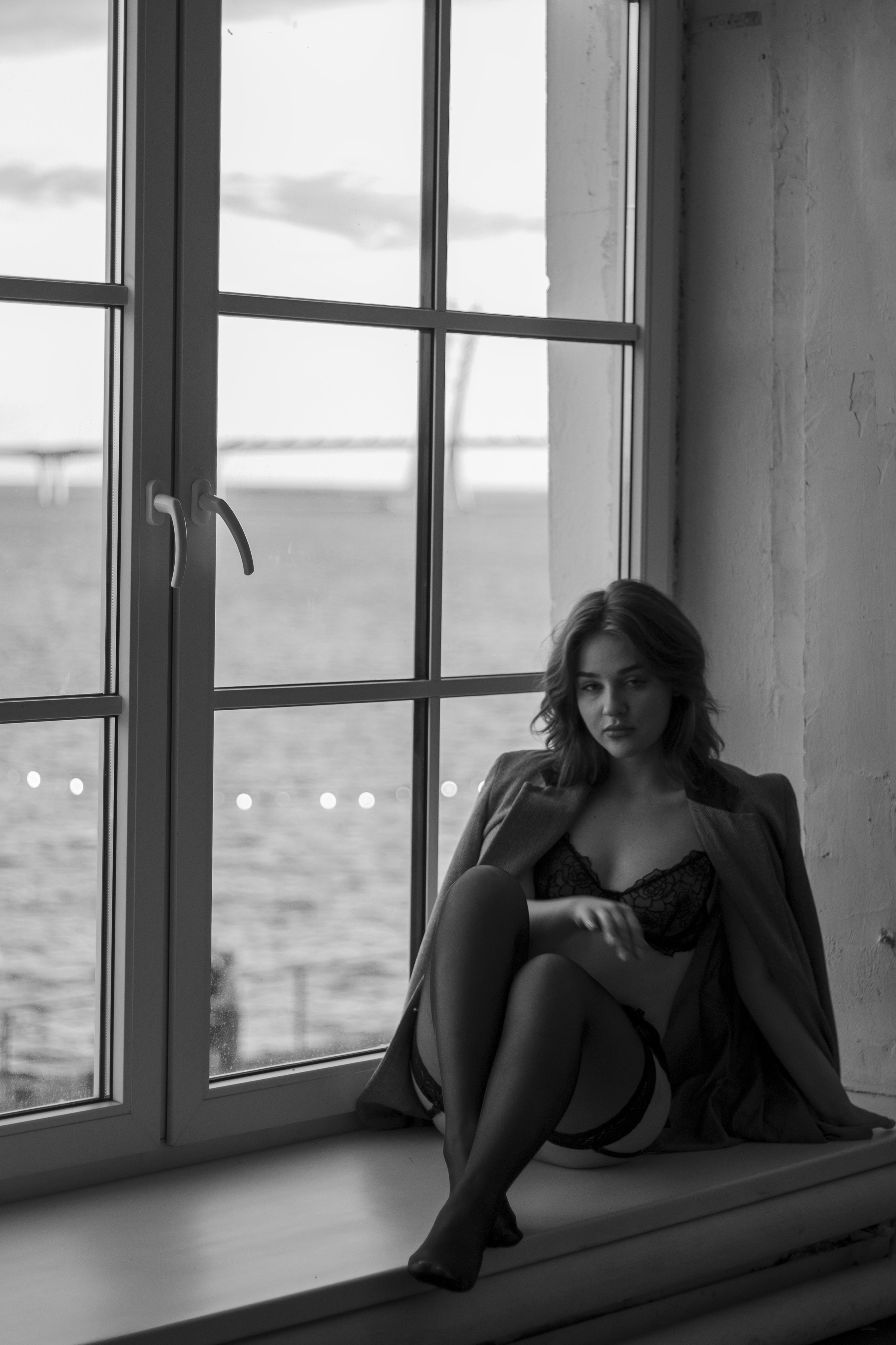 Artistic Nude Photography – Elegant and Minimalist Photo Collection