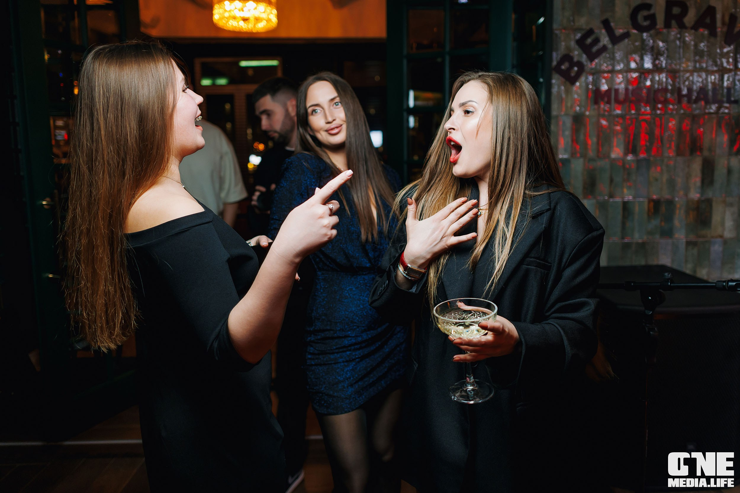 Фоторепортаж из караоке-клуба Белгравия. One Media Life: фоторепортажи, фотоотчеты с мероприятий и заведений