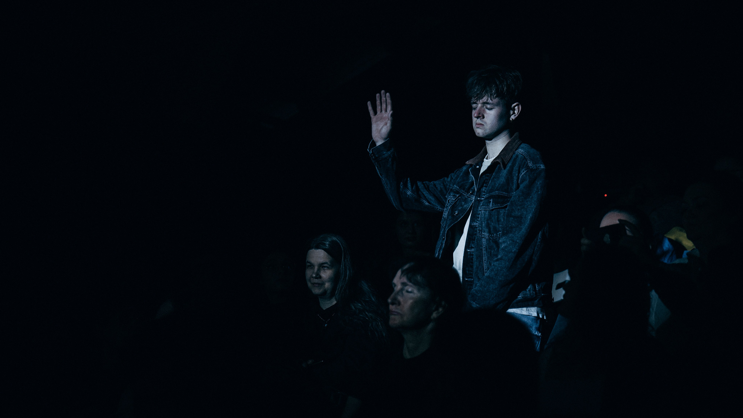 Клей. Спектакль. Профессиональный фотограф в Санкт-Петербурге Александр Волосенцев